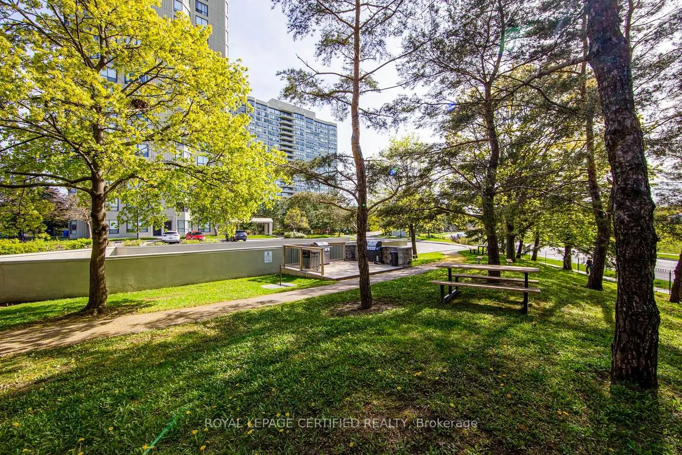 22 Hanover Road #2107