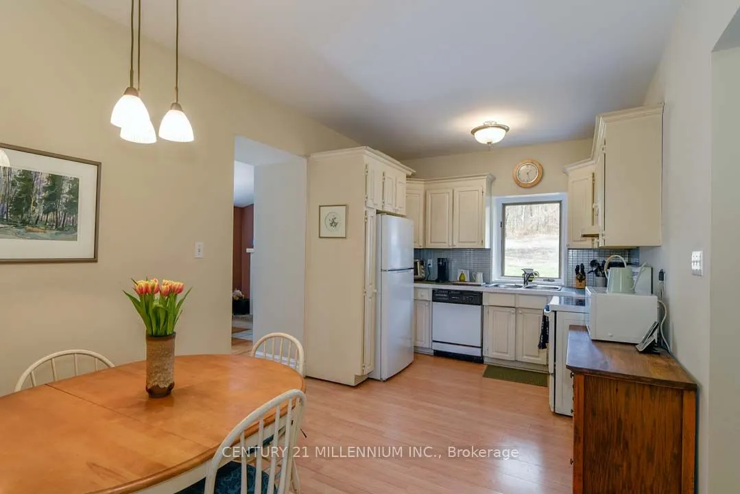 1380 Queen Street W