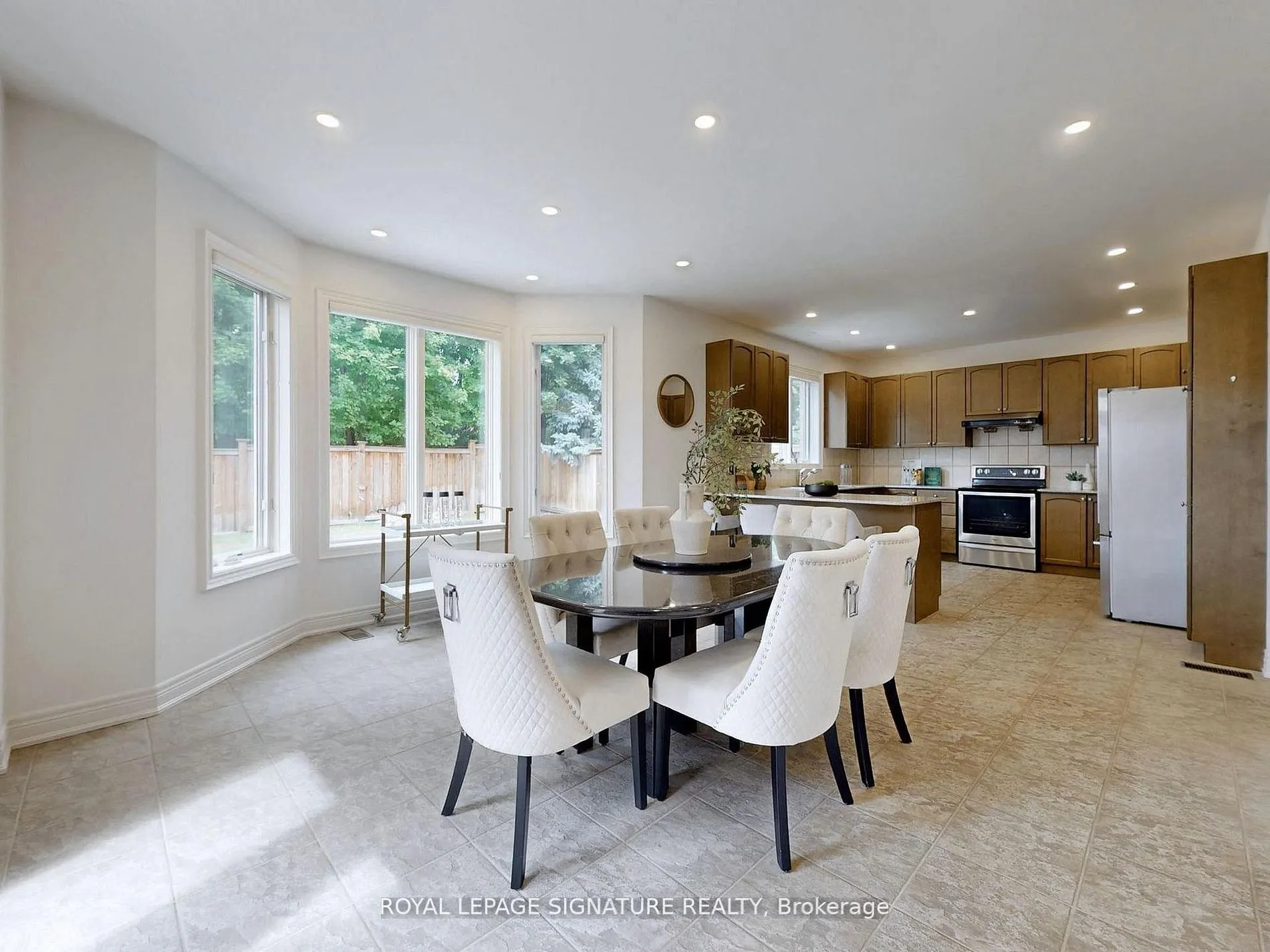 2238 Lyndhurst Drive