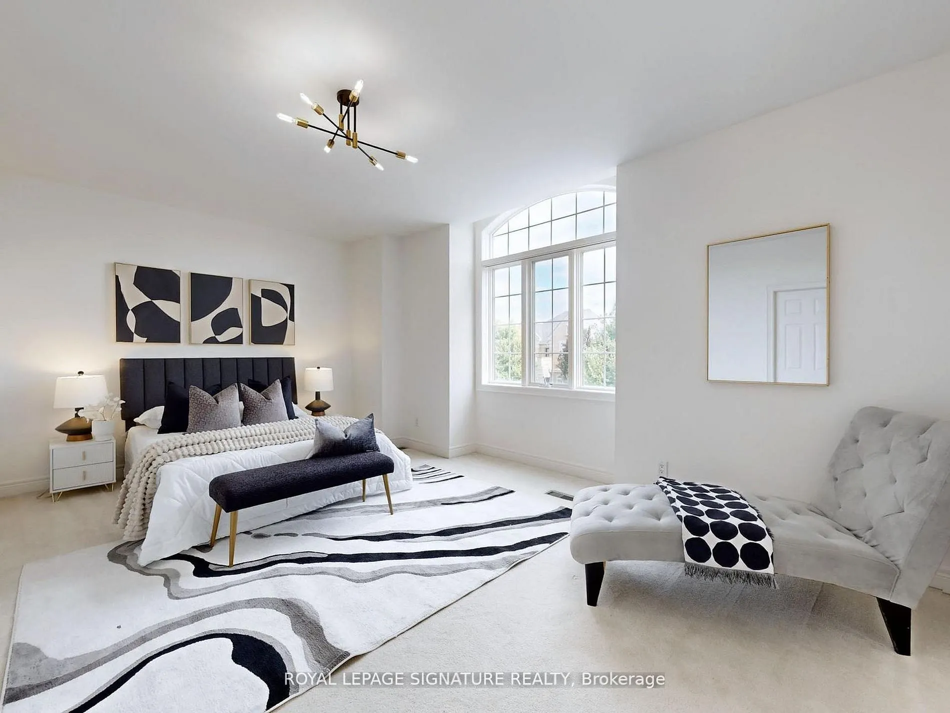 2238 Lyndhurst Drive