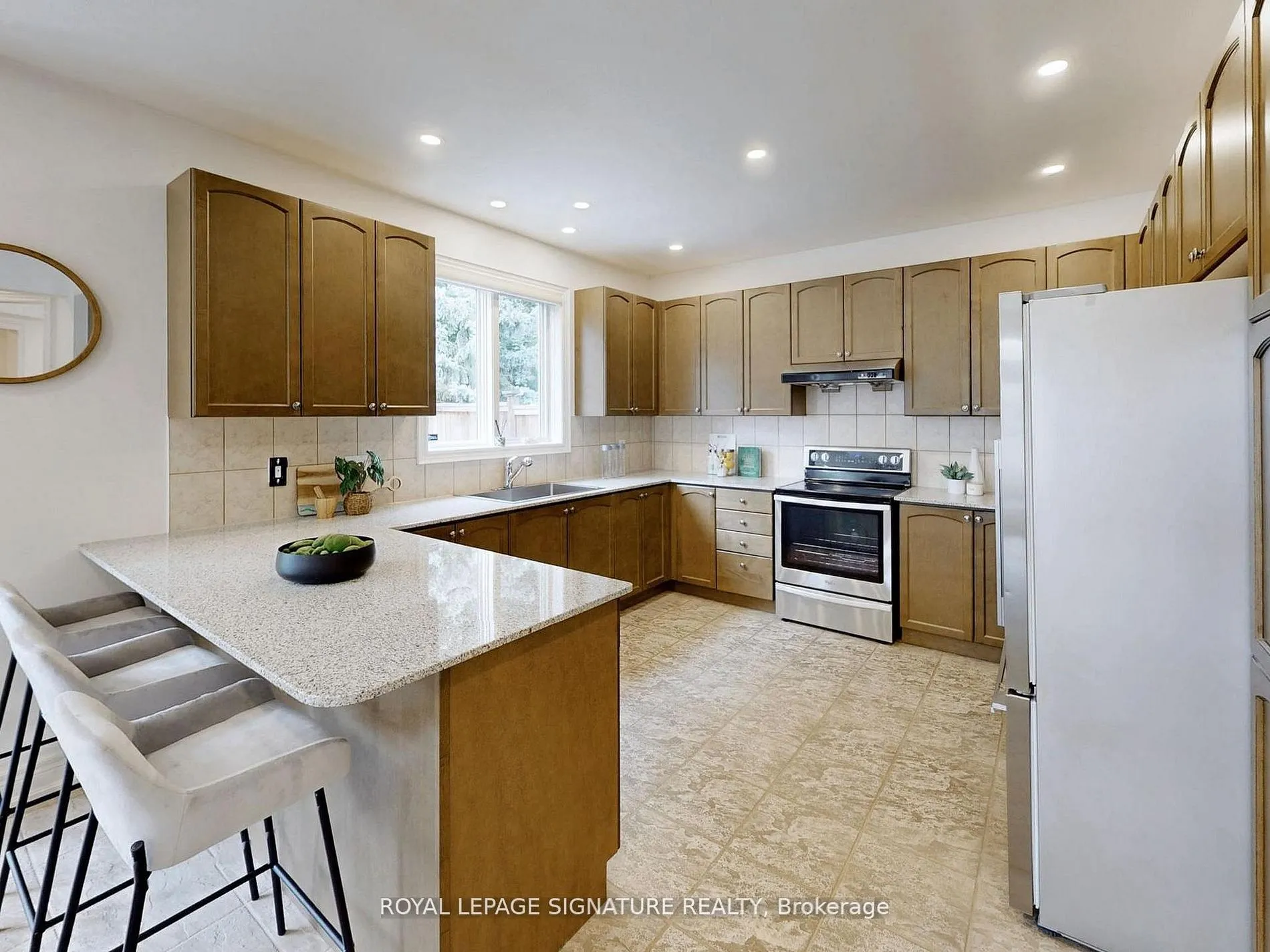 2238 Lyndhurst Drive