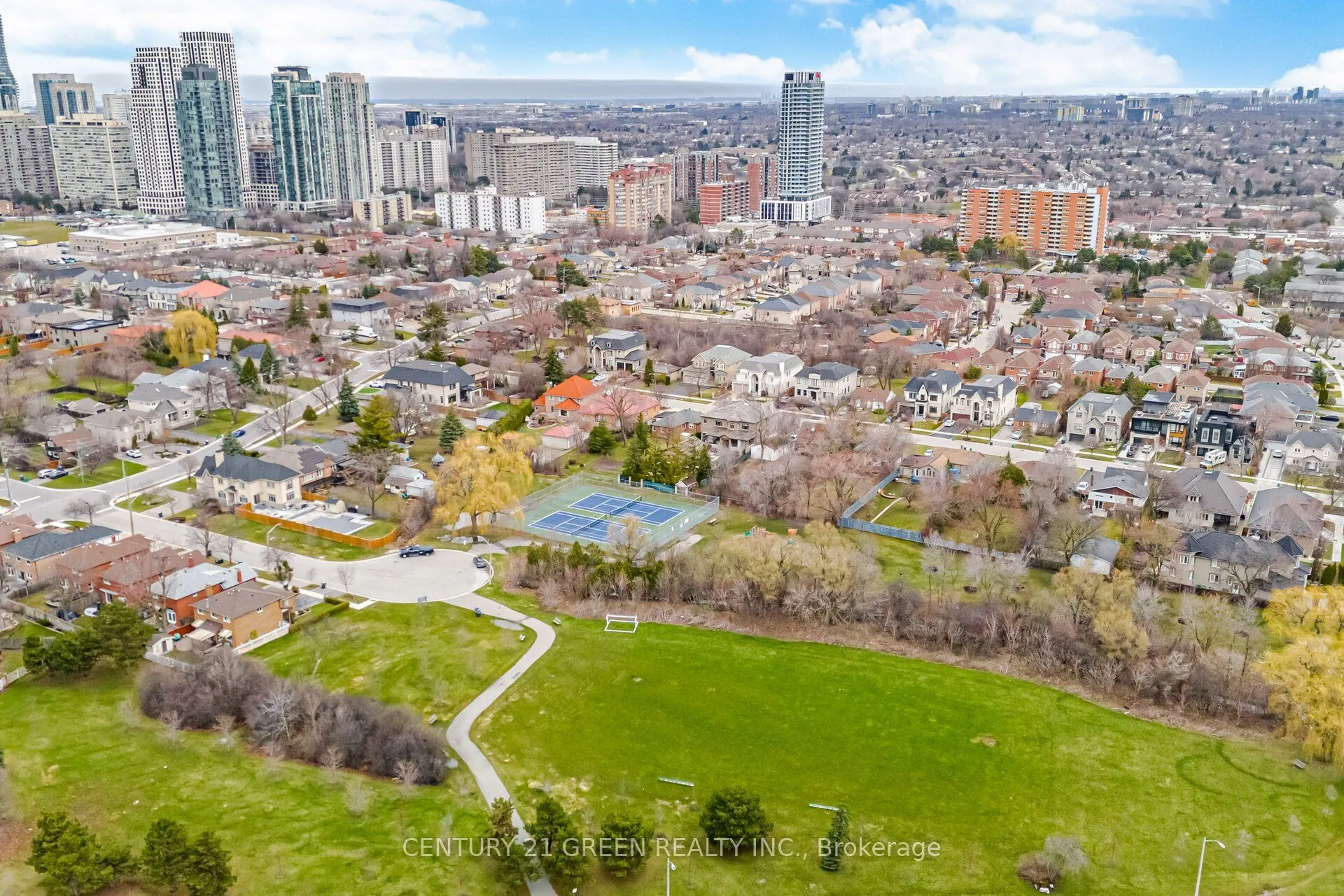 135 Hillcrest Avenue #203