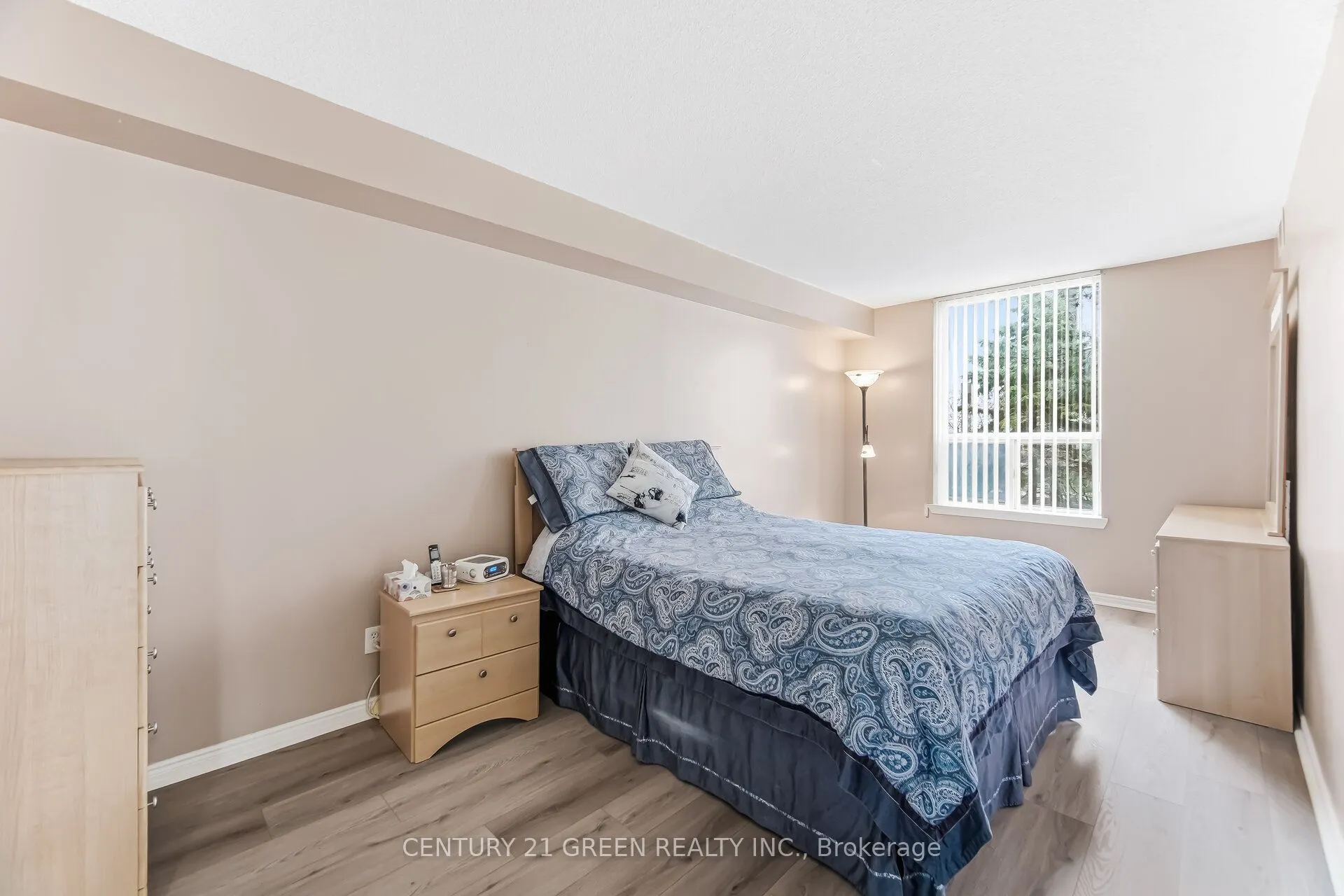135 Hillcrest Avenue #203