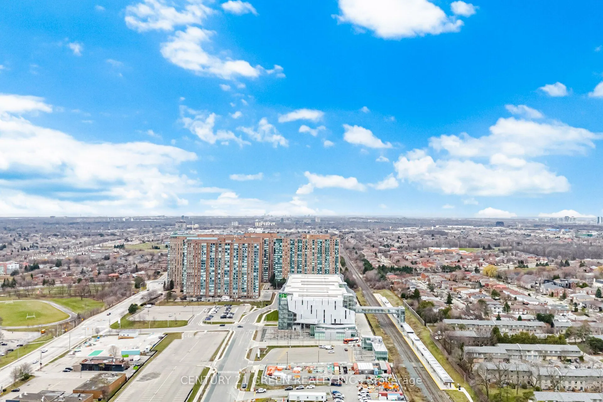 135 Hillcrest Avenue #203