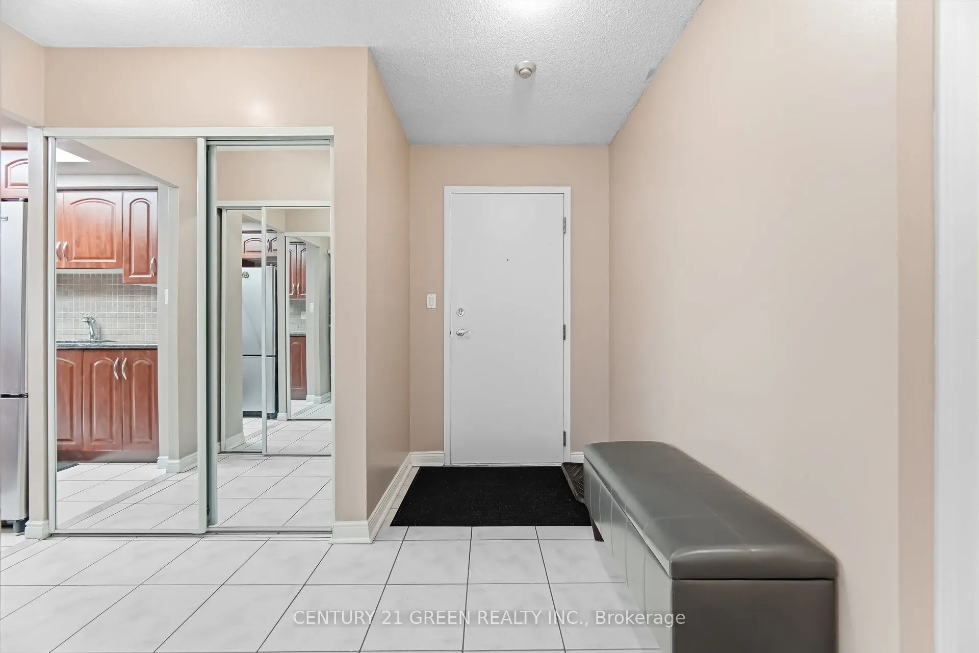 135 Hillcrest Avenue #203