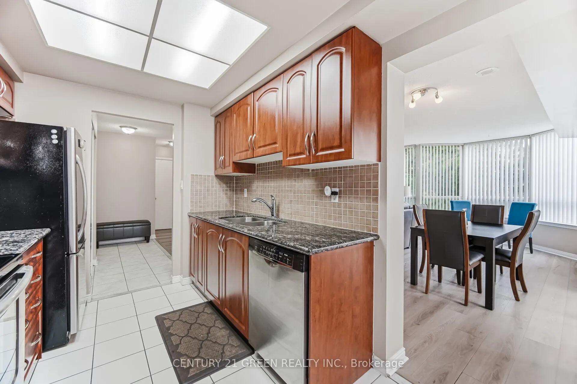 135 Hillcrest Avenue #203