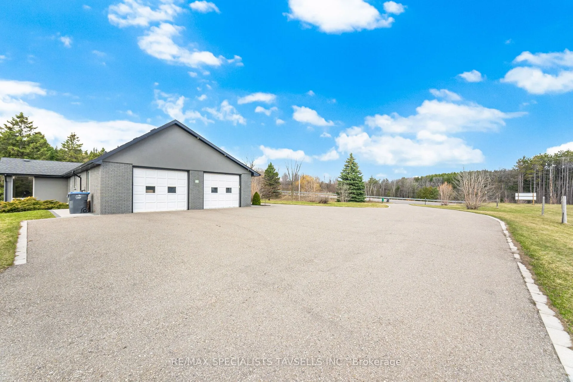 6785 Highway 9 Road