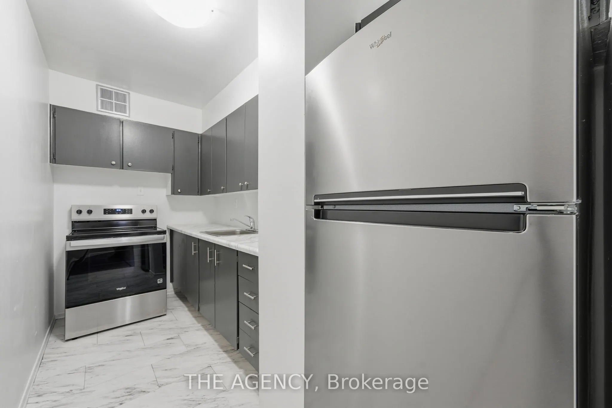 2350 Dundas Street W #2511A