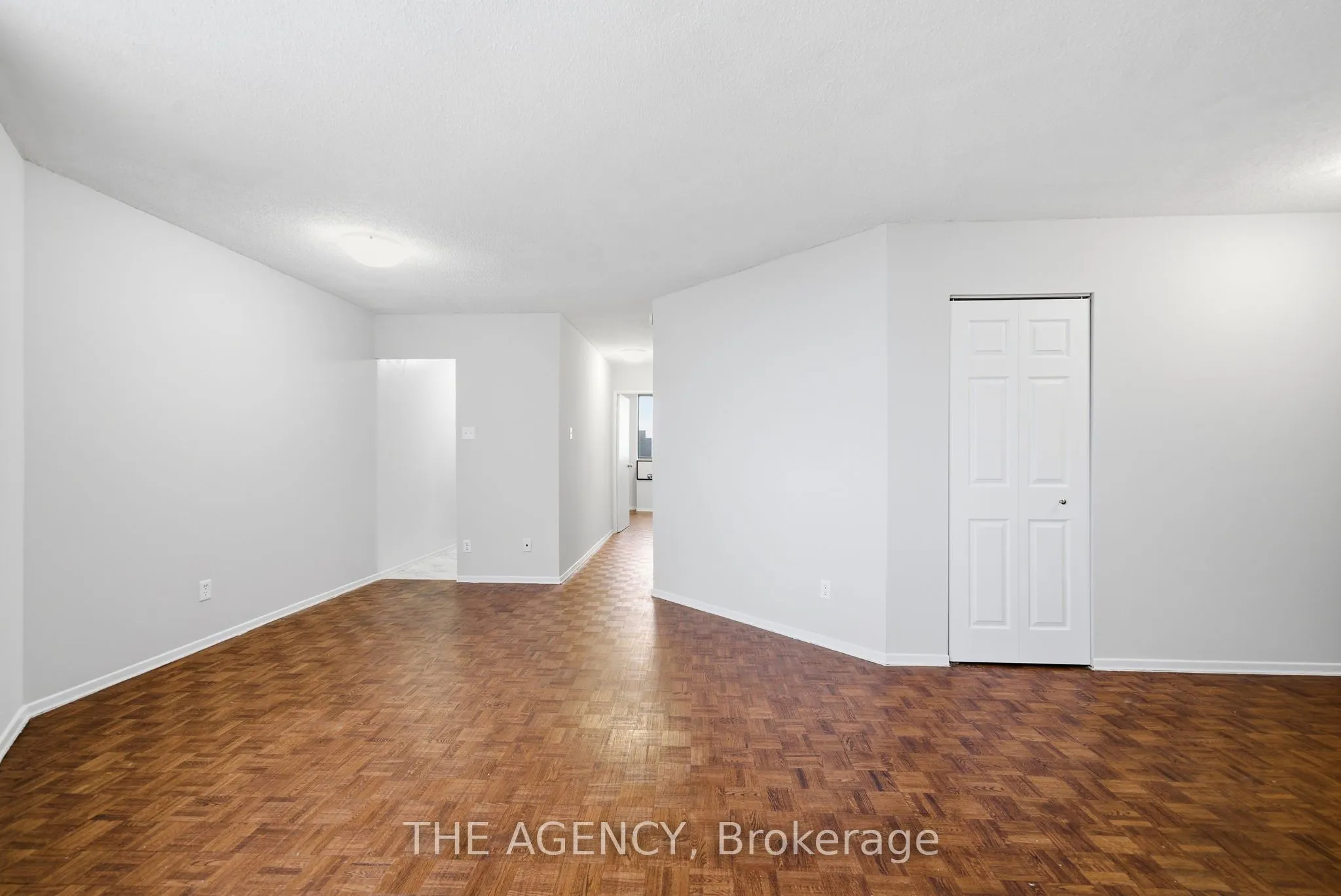 2350 Dundas Street W #2511A