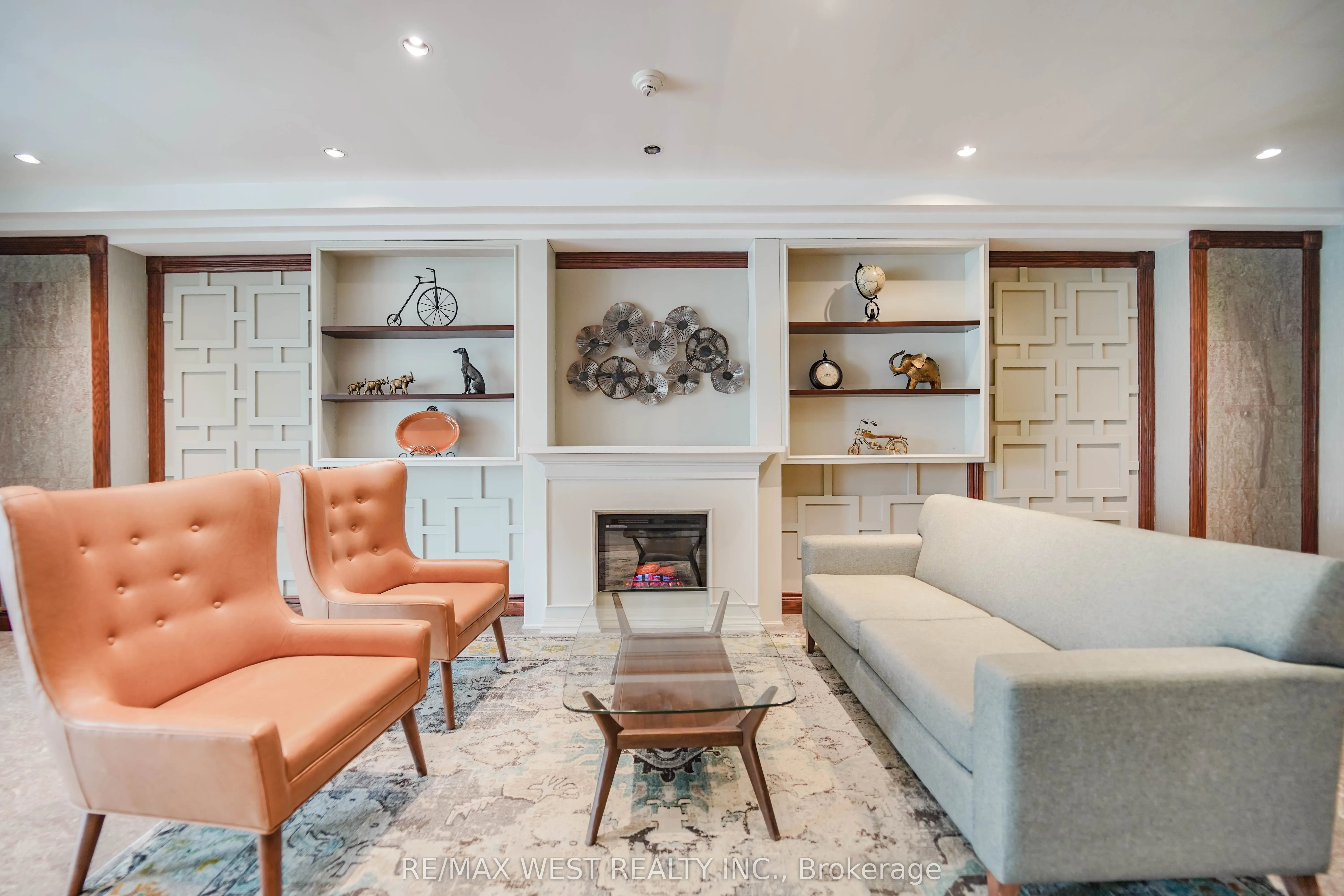 190 Manitoba Street #309
