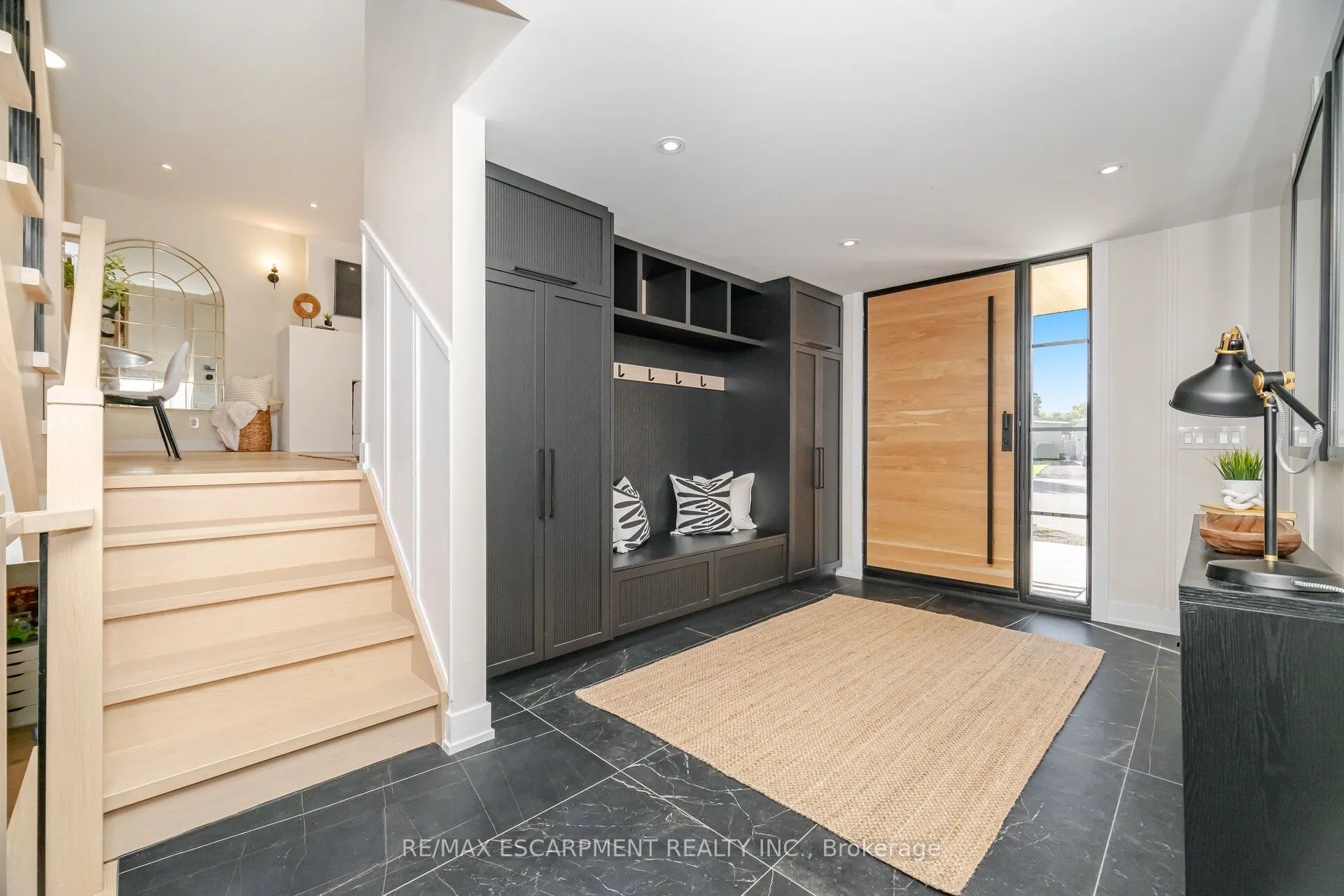 772 Banting Court