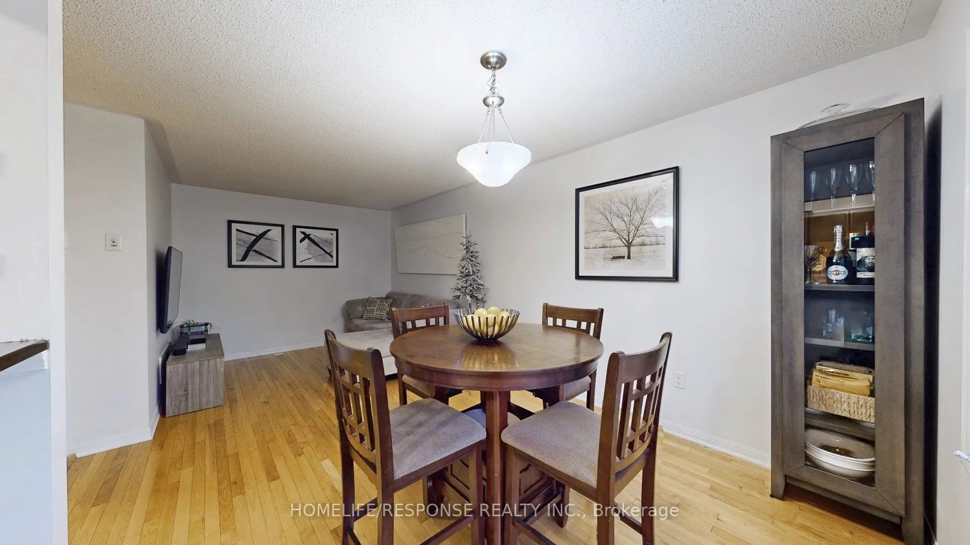 931 Deverell Place