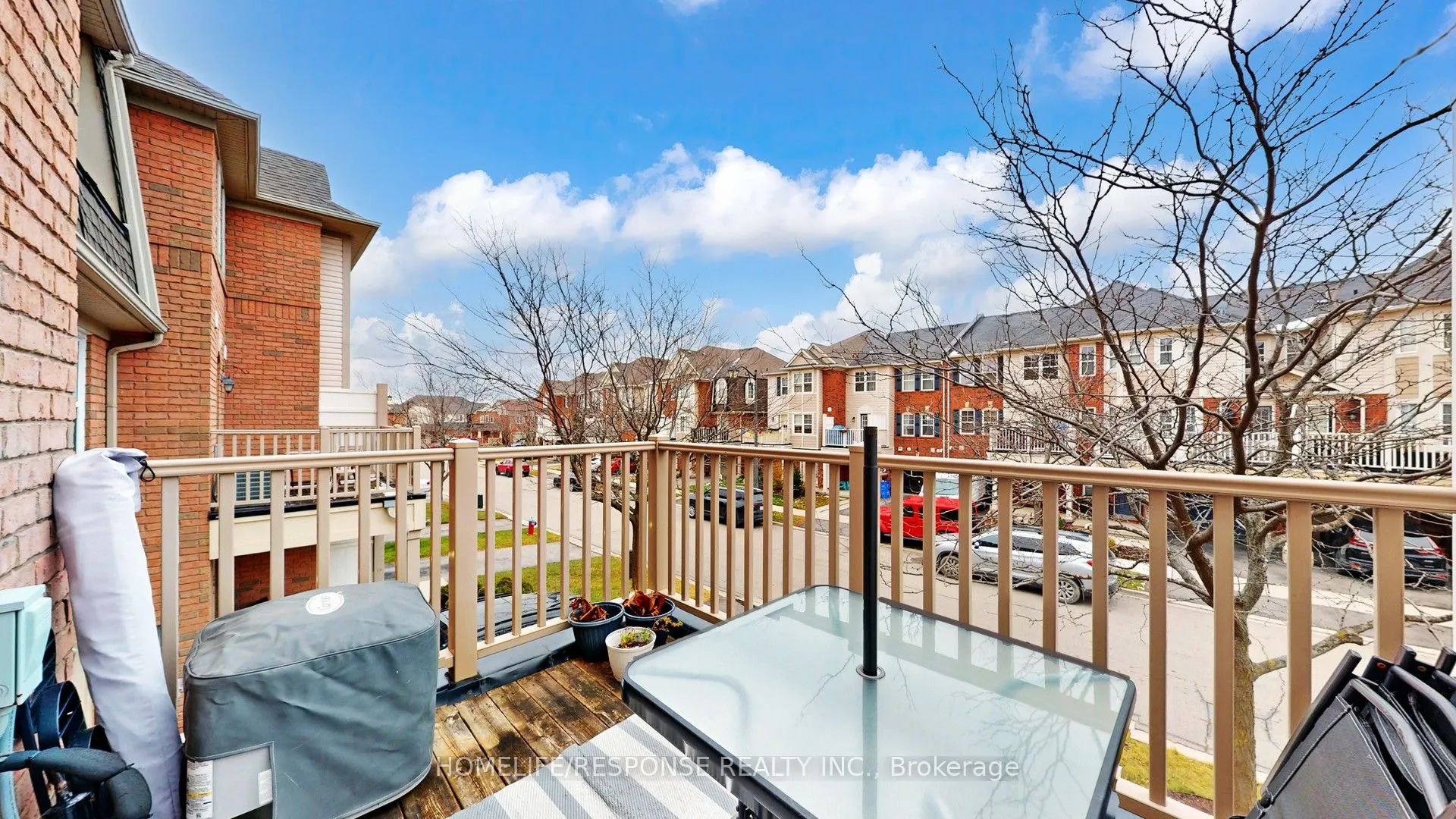 931 Deverell Place