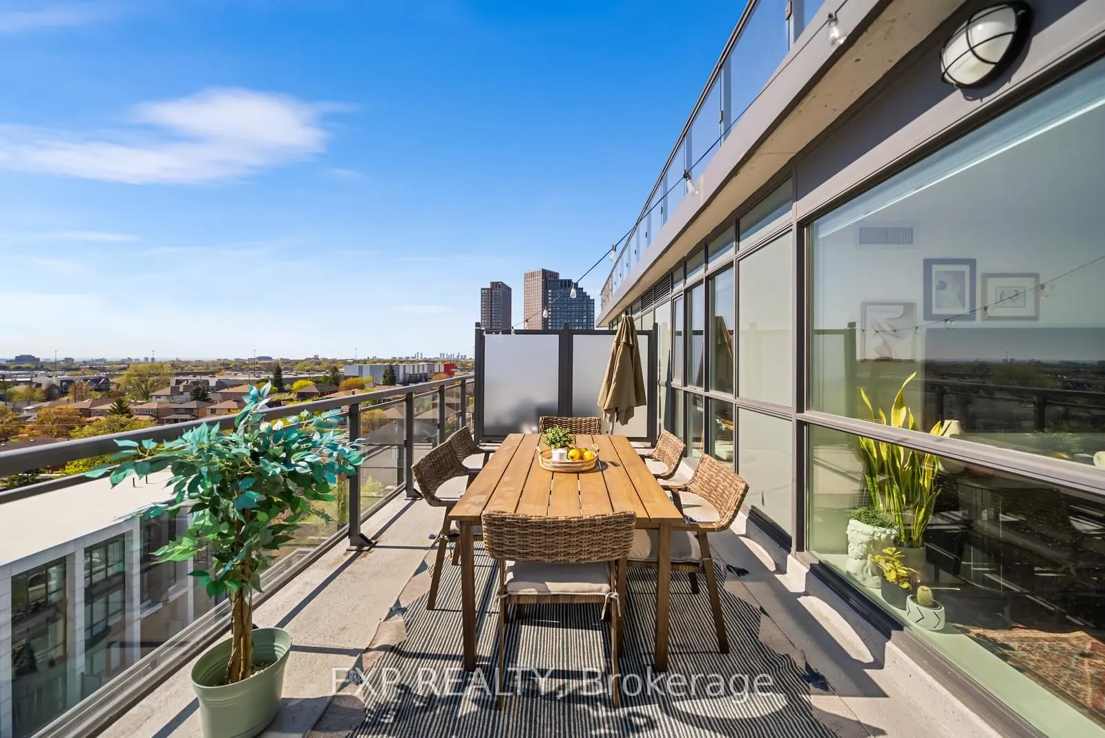 16 Mcadam Avenue #705