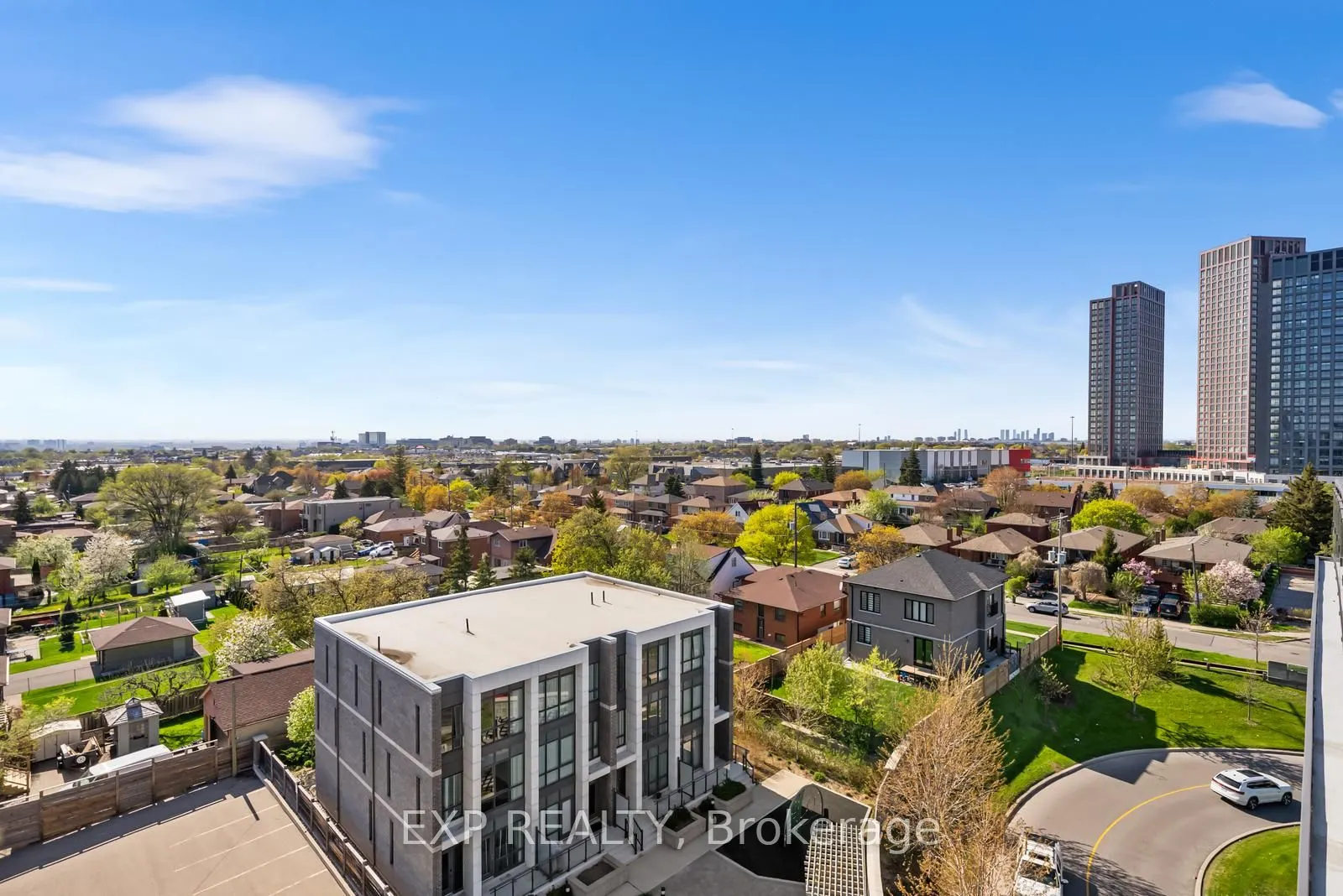 16 Mcadam Avenue #705