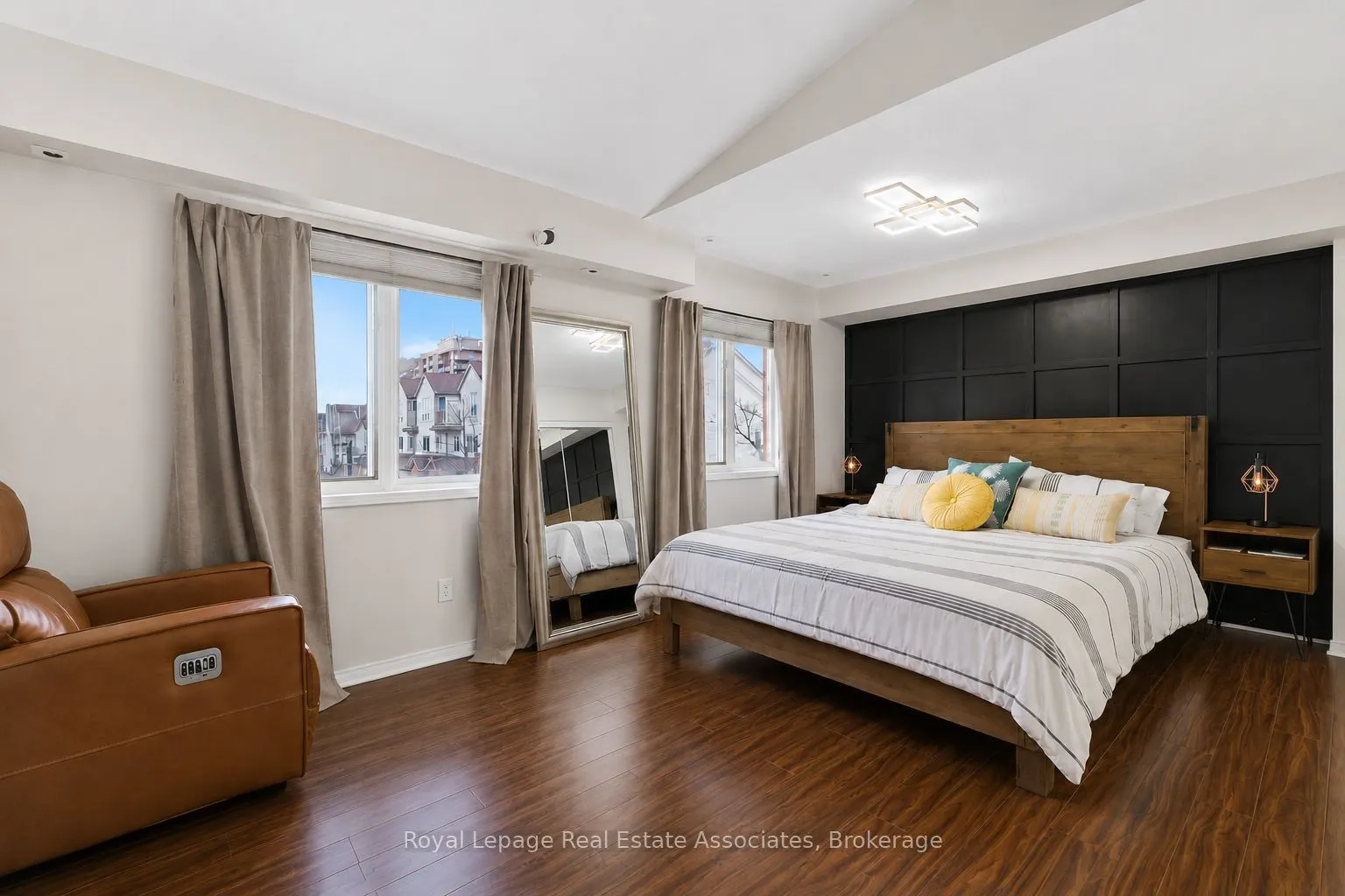 1241 Parkwest Place #5