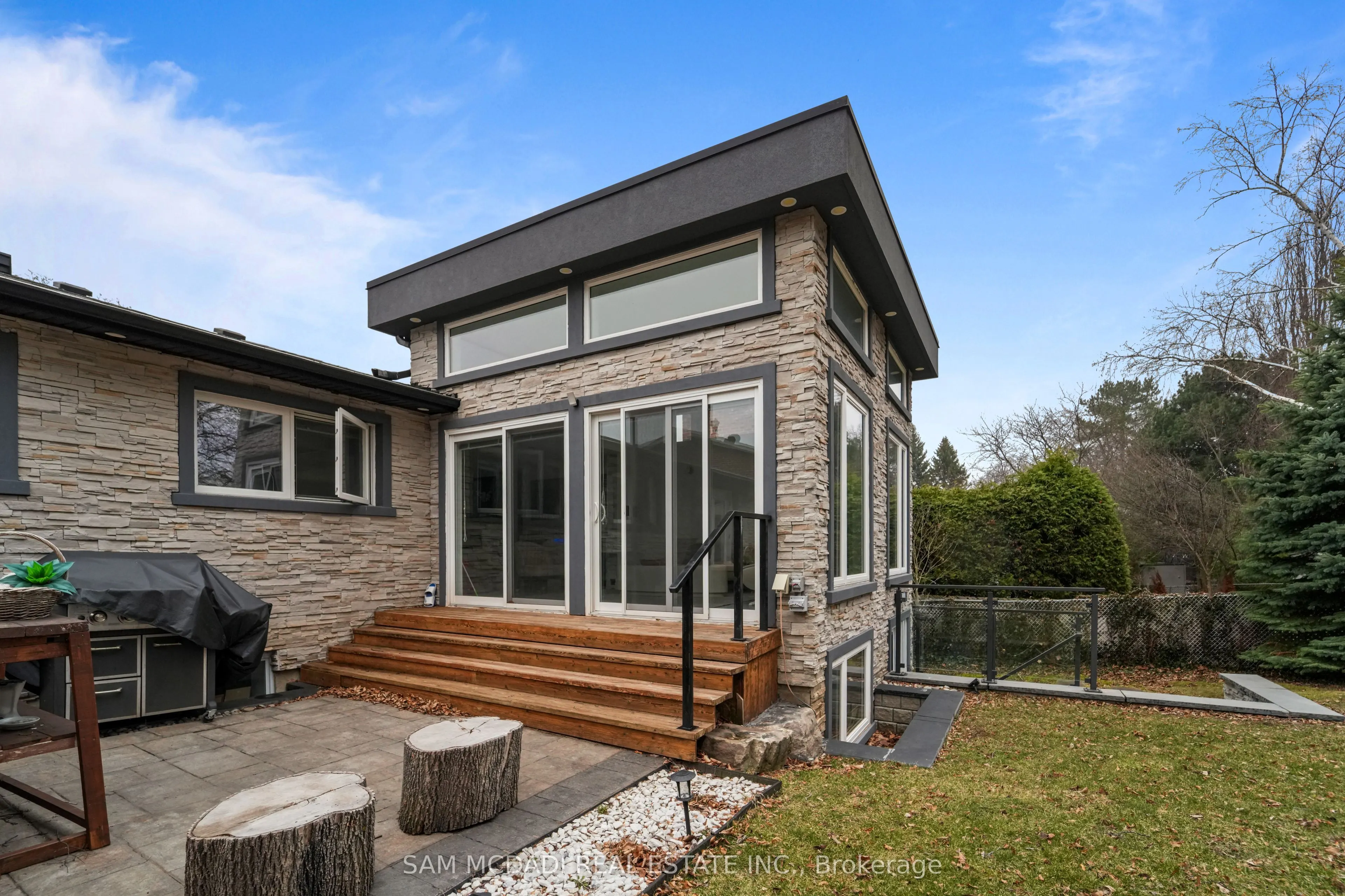 1434 Petrie Way