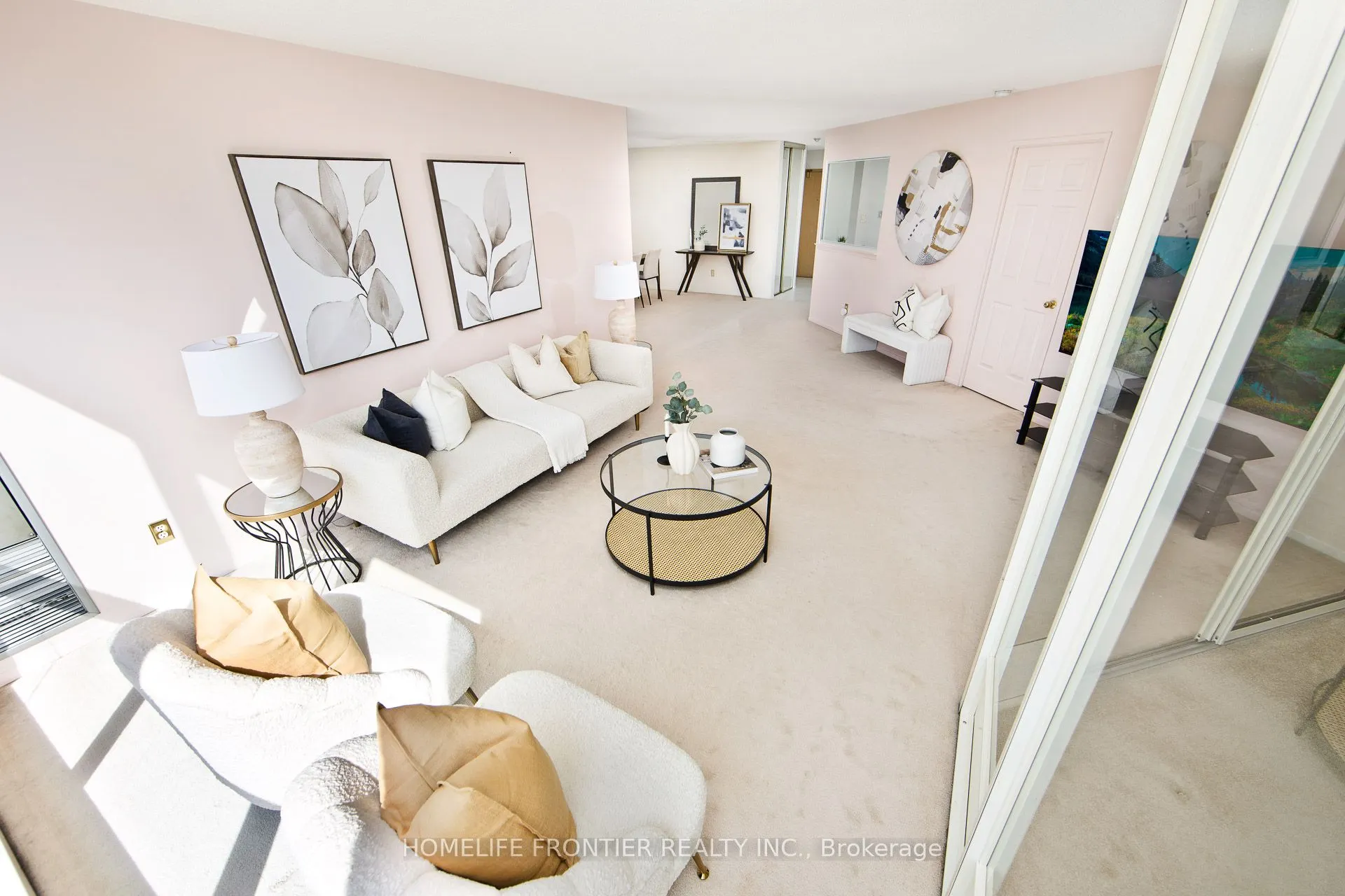 22 Southport Street #440