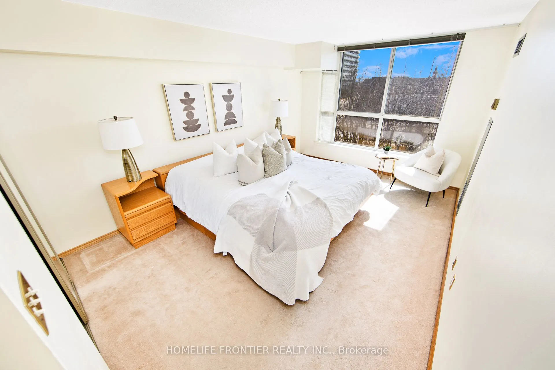 22 Southport Street #440