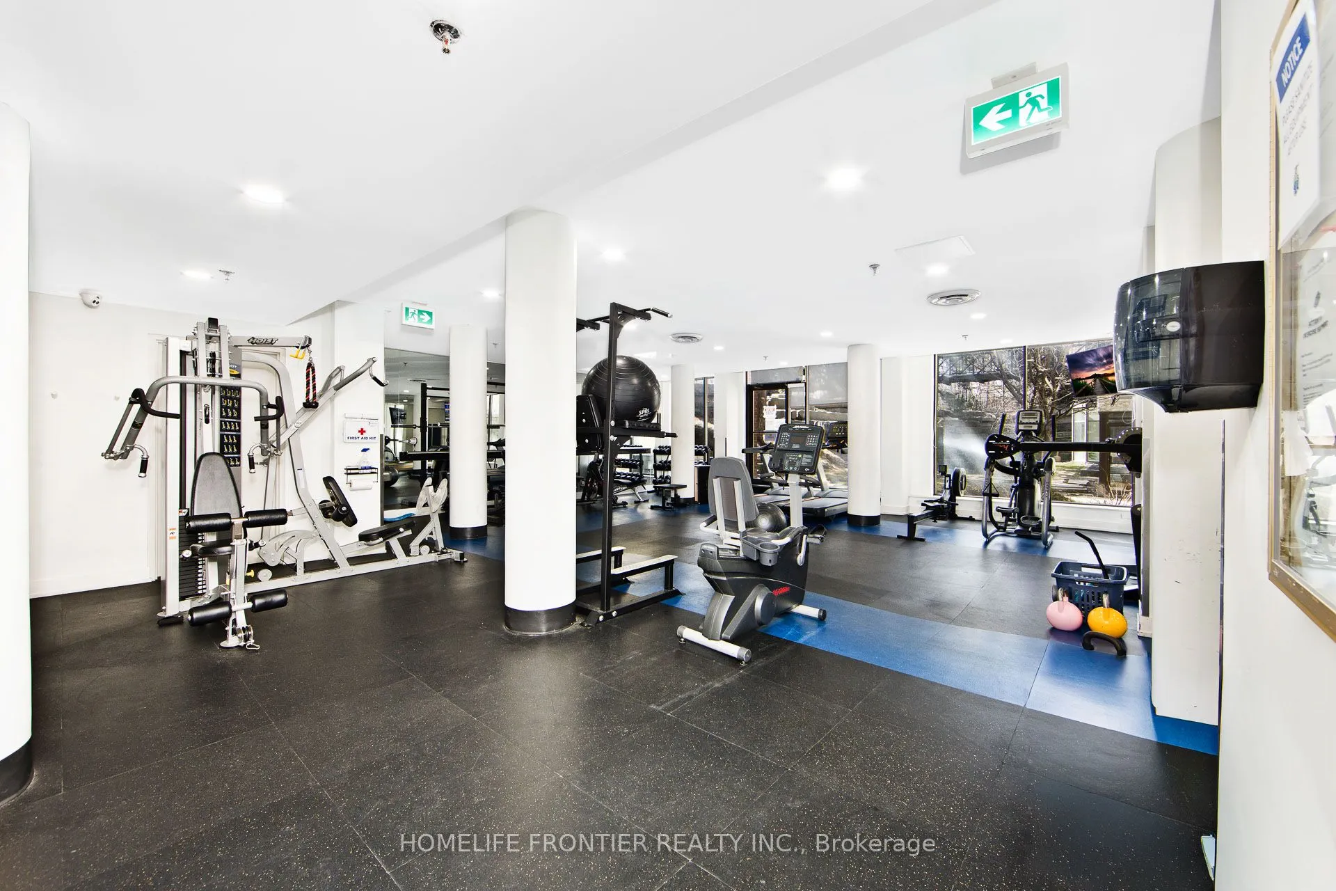 22 Southport Street #440