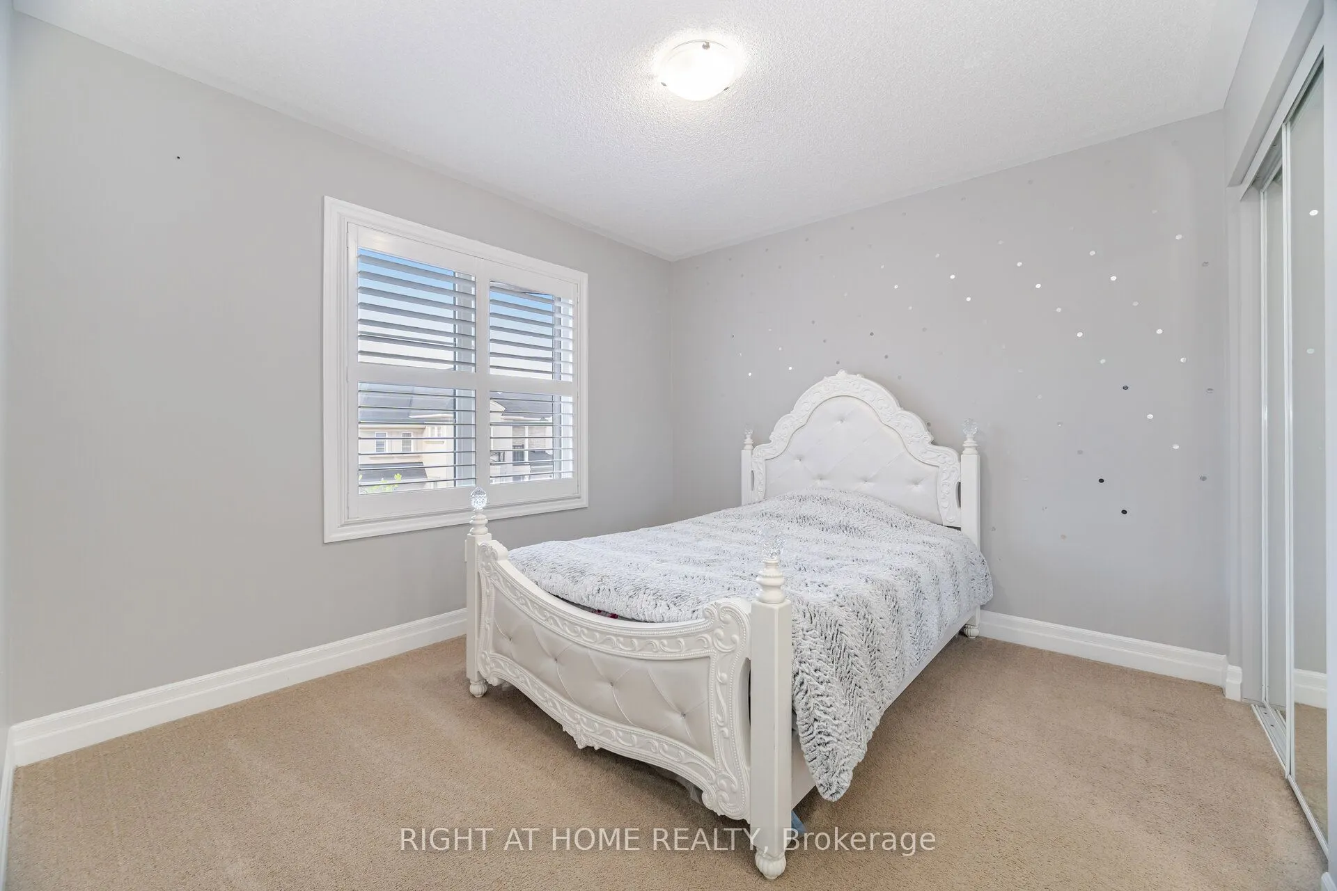 1190 Mceachern Court