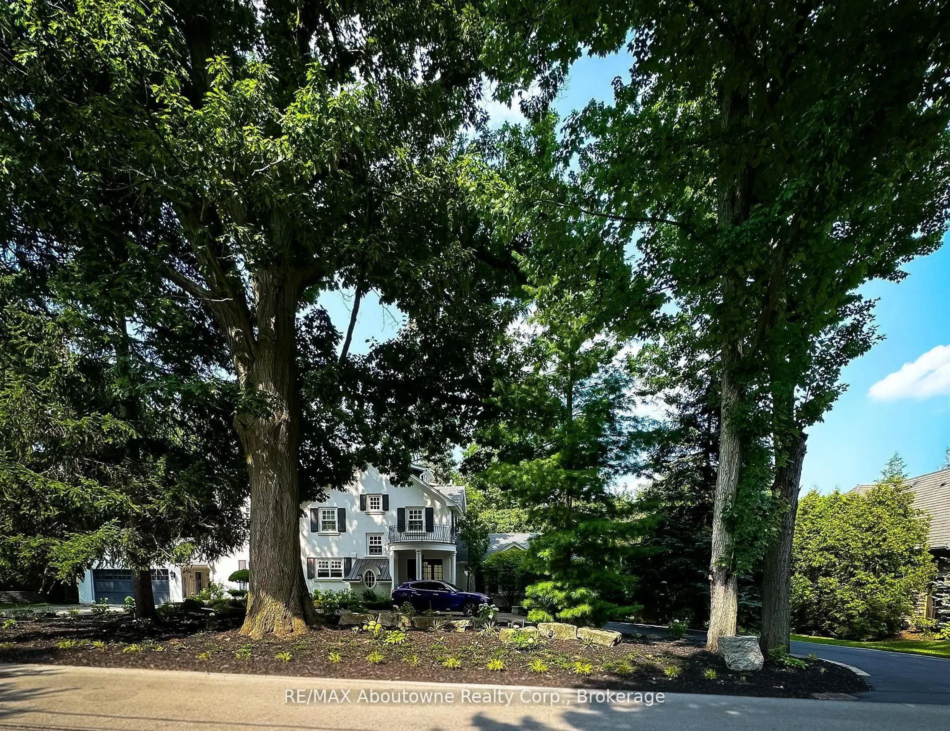 317 Gloucester Avenue