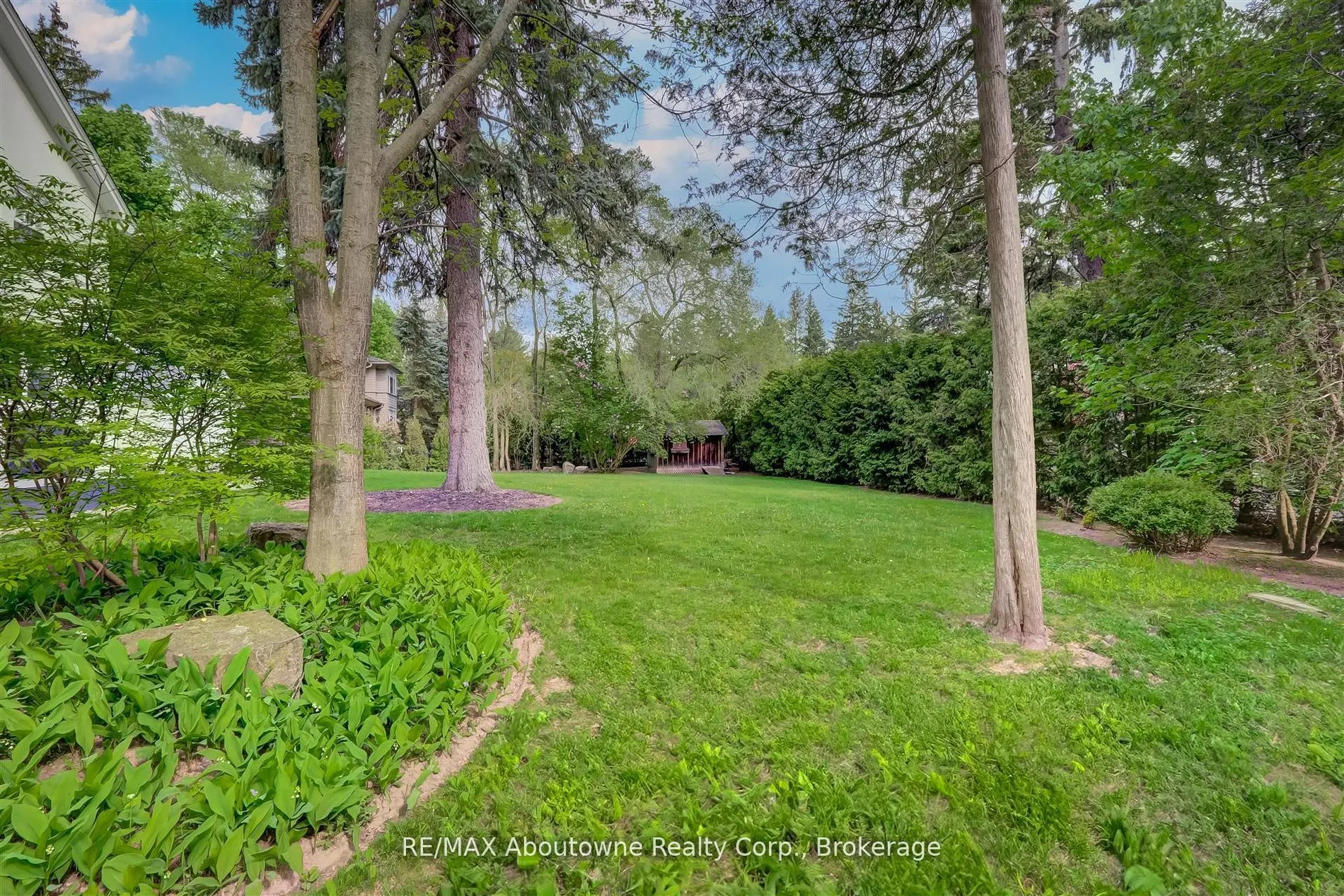 317 Gloucester Avenue