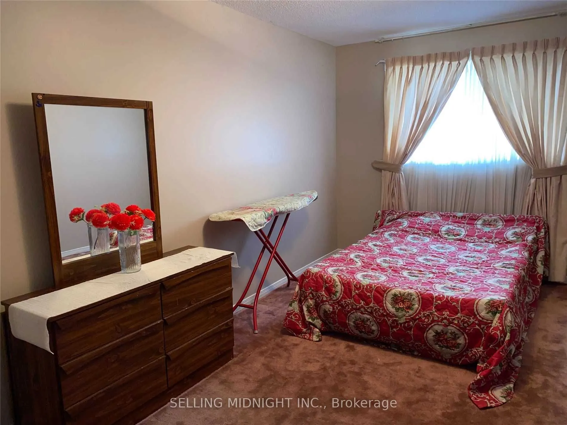 441 Rutherford Road N #Room