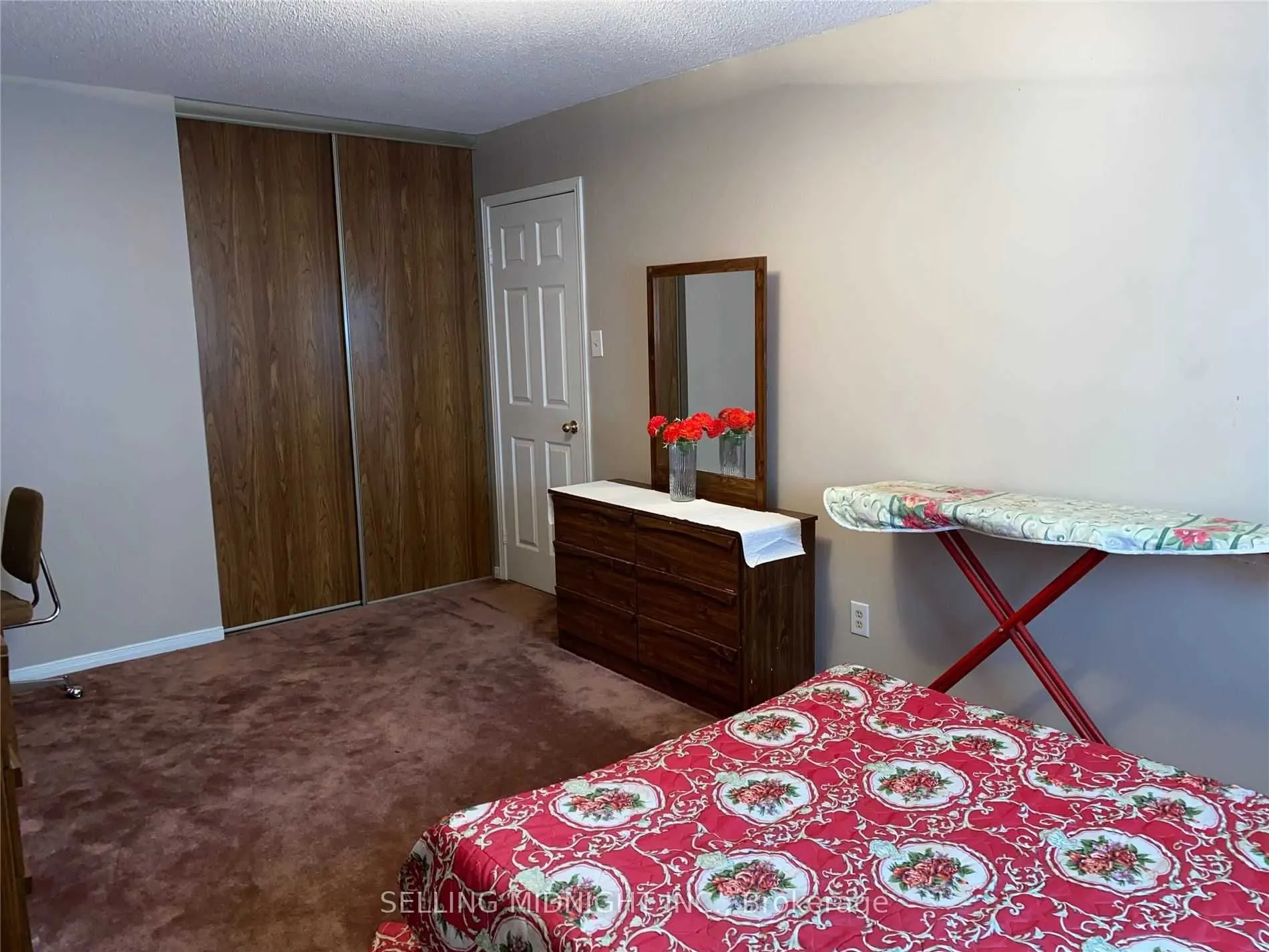 441 Rutherford Road N #Room