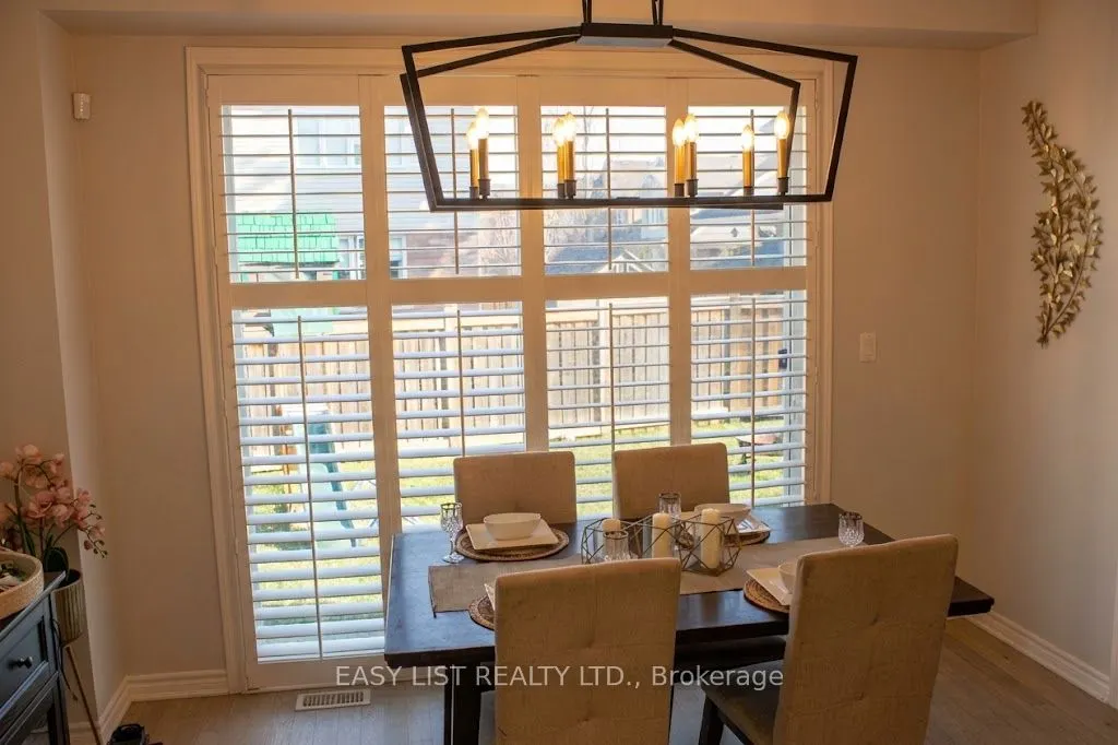 868 Paupst Place