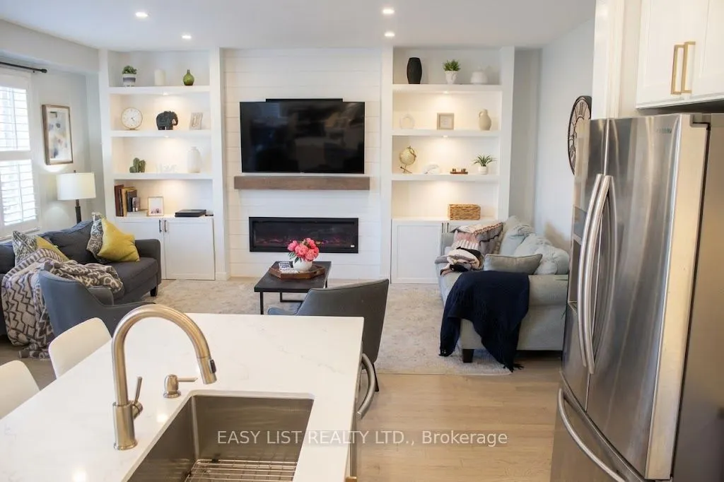 868 Paupst Place
