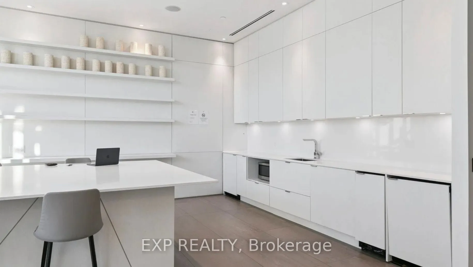 3883 Quartz Road #3412