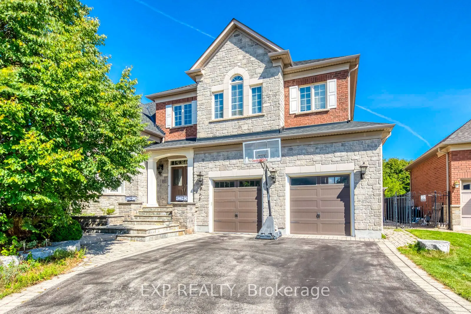 530 Golfview Court