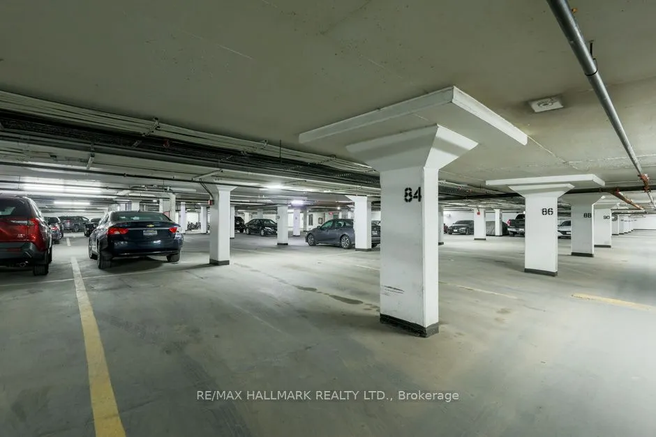 6 Humberline Drive #218