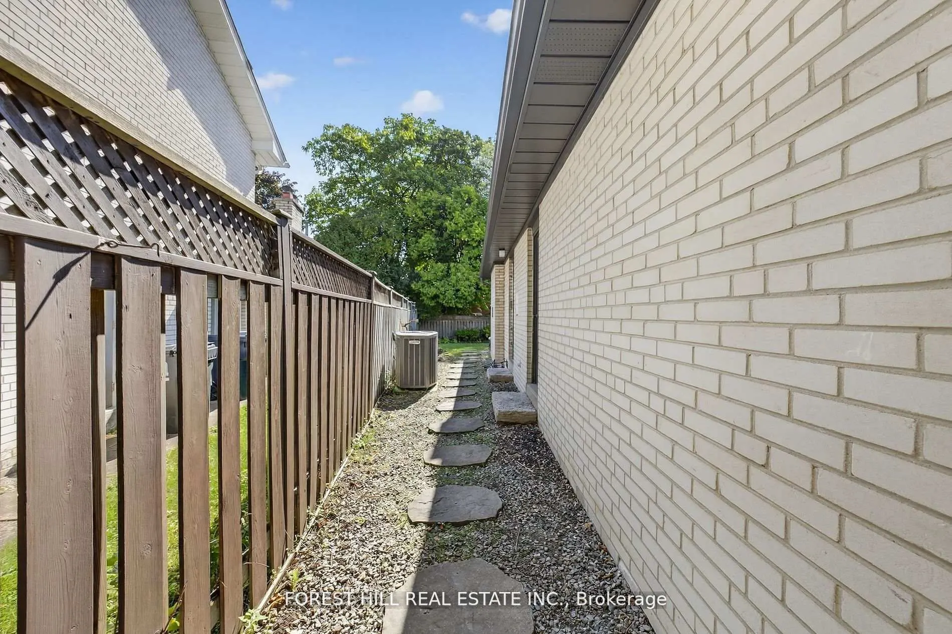 37 Cherry Post Crescent