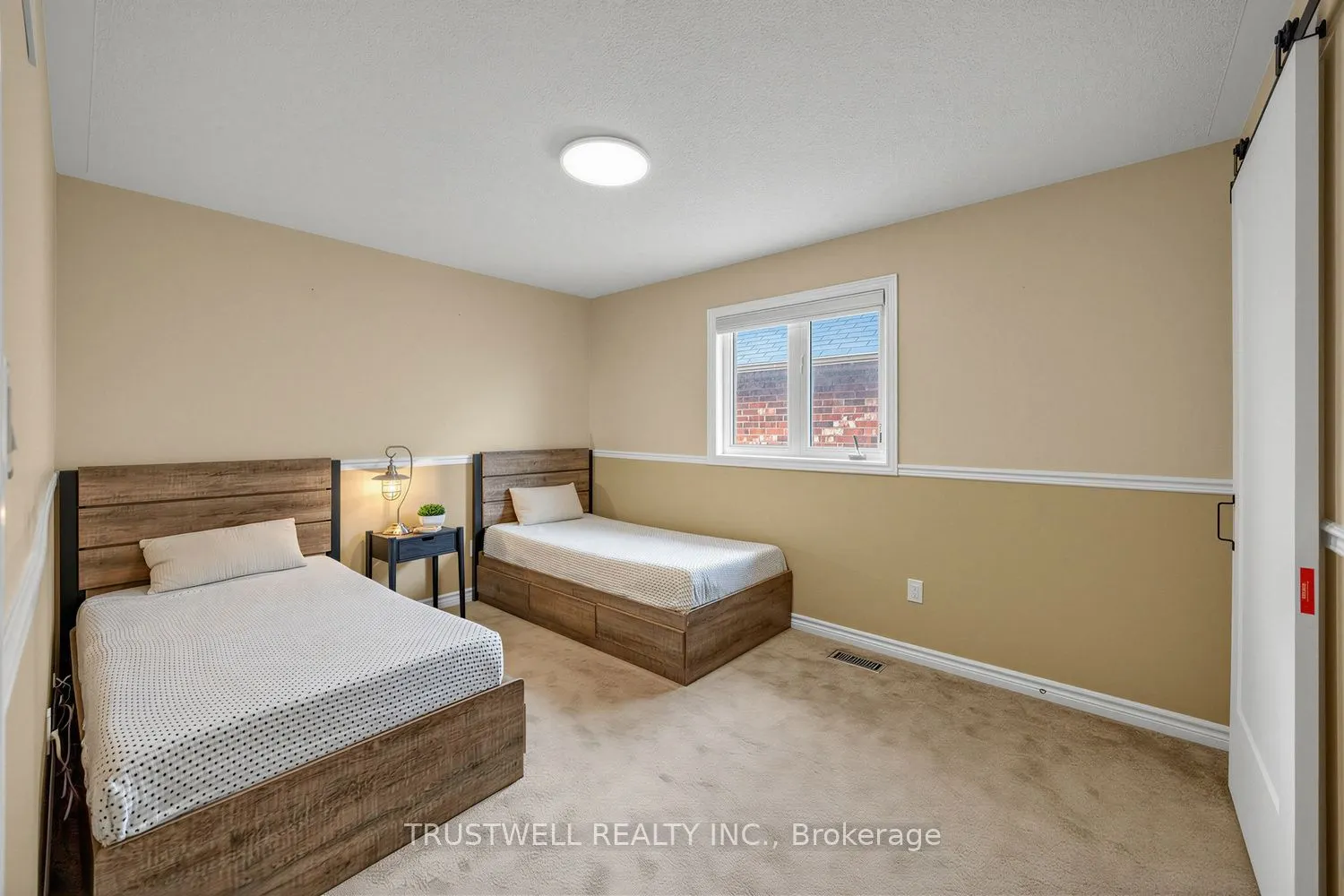1295 Sim Place