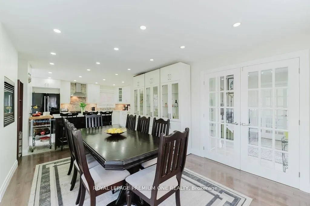 25 Sir Lancelot Court