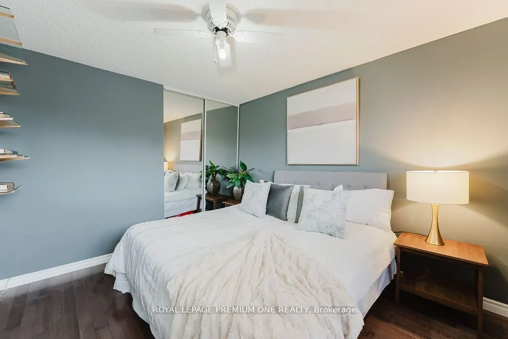 25 Sir Lancelot Court