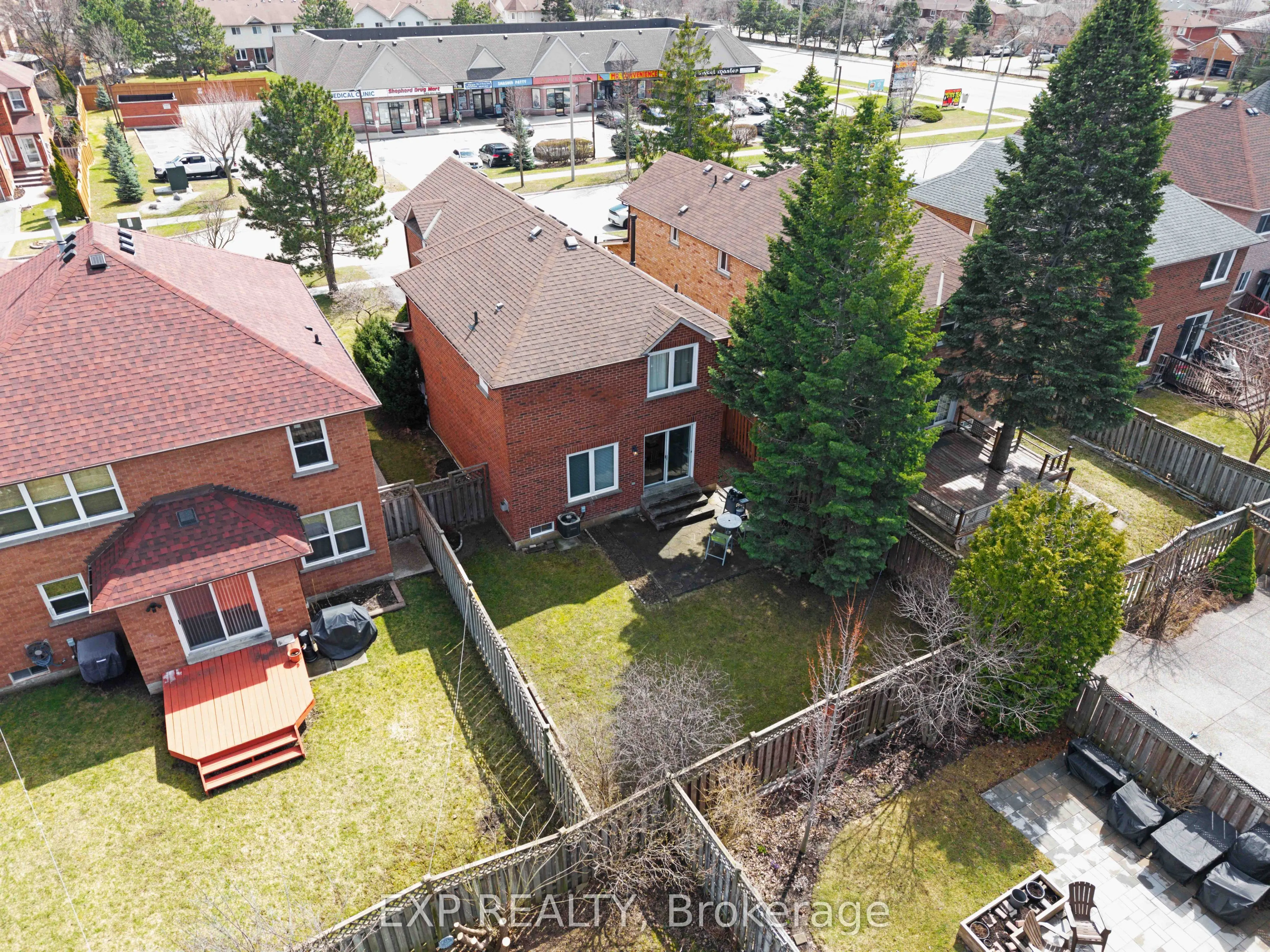 1471 Pickwick Drive
