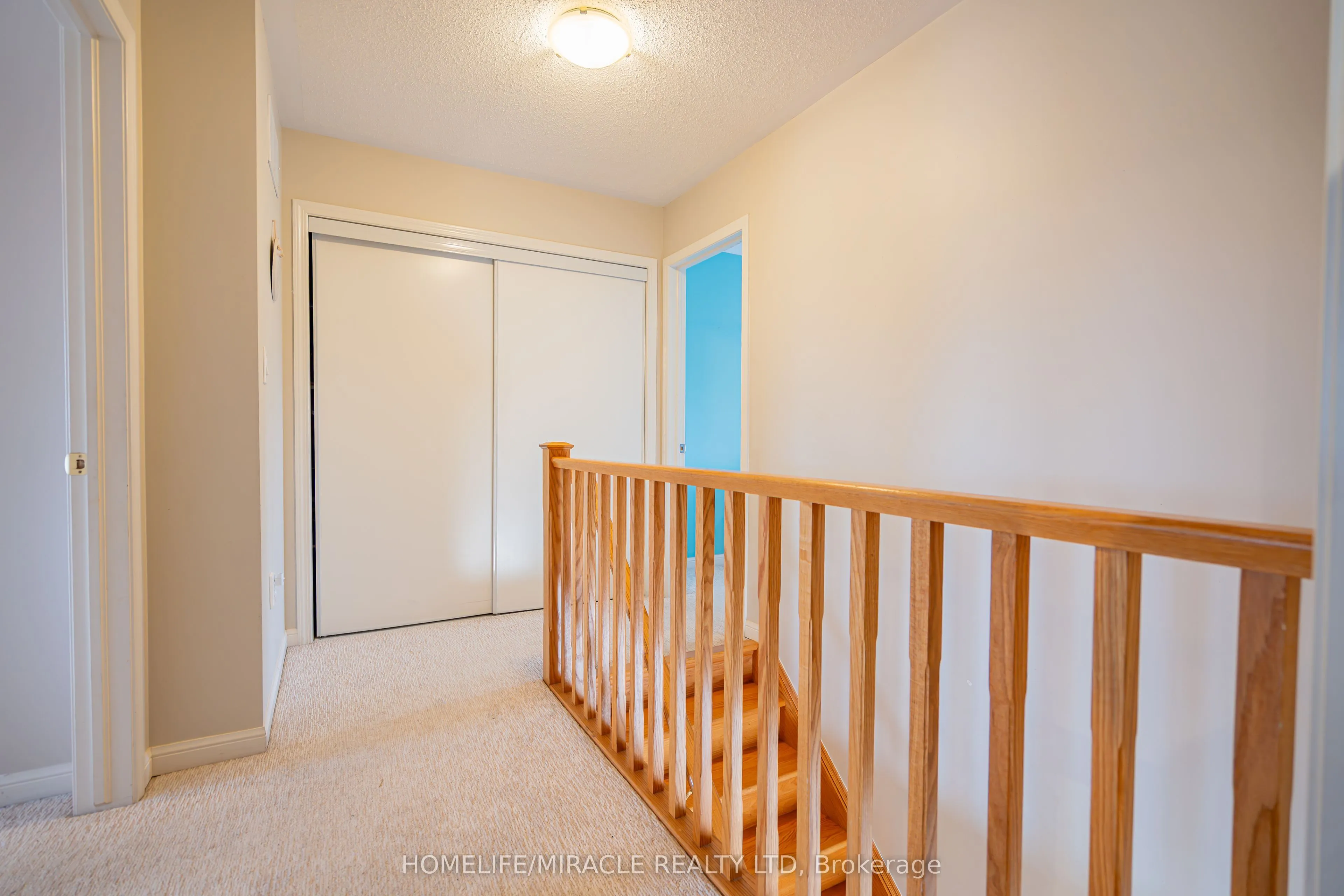 102 Decker Hollow Circle
