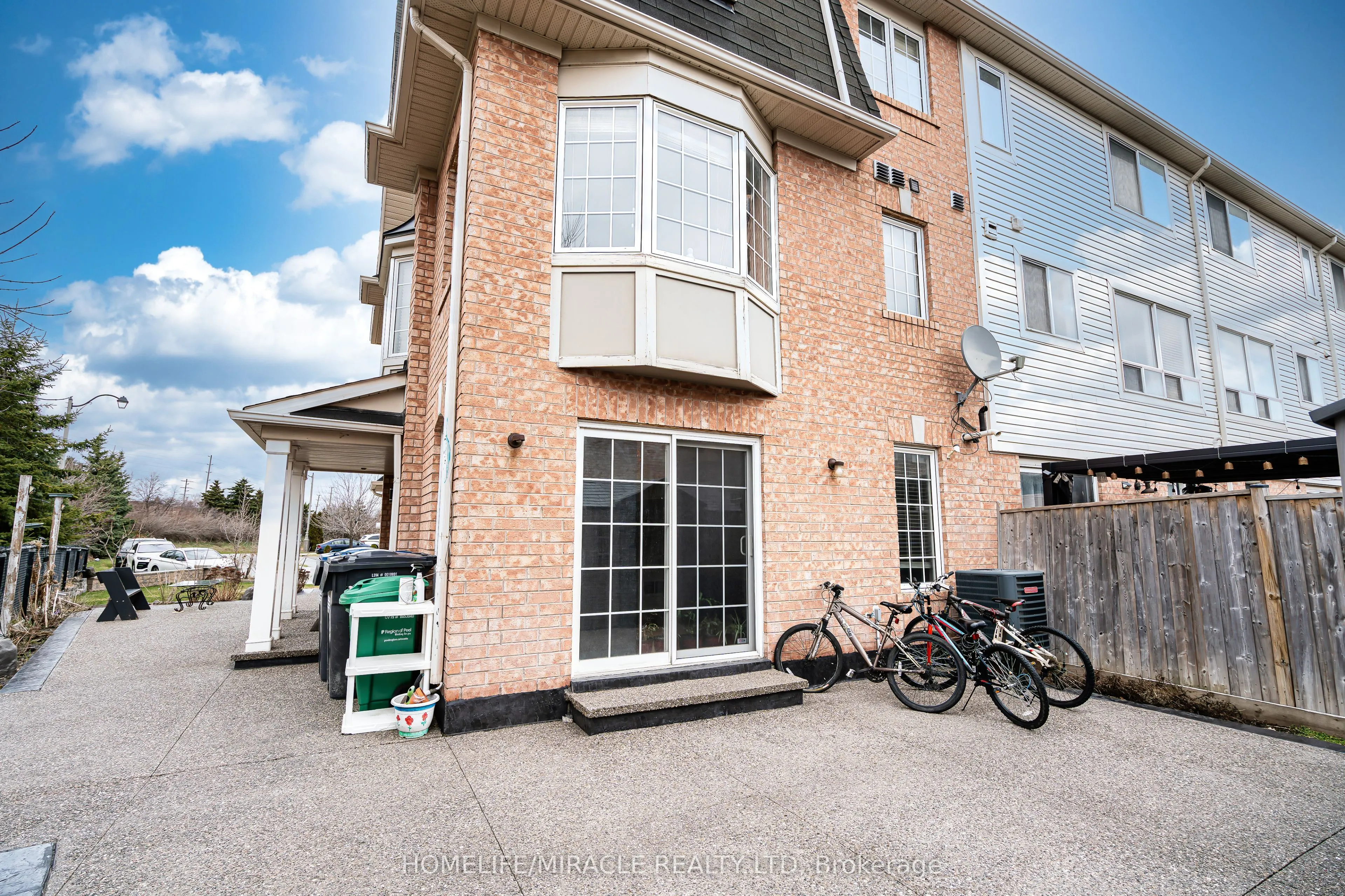 102 Decker Hollow Circle