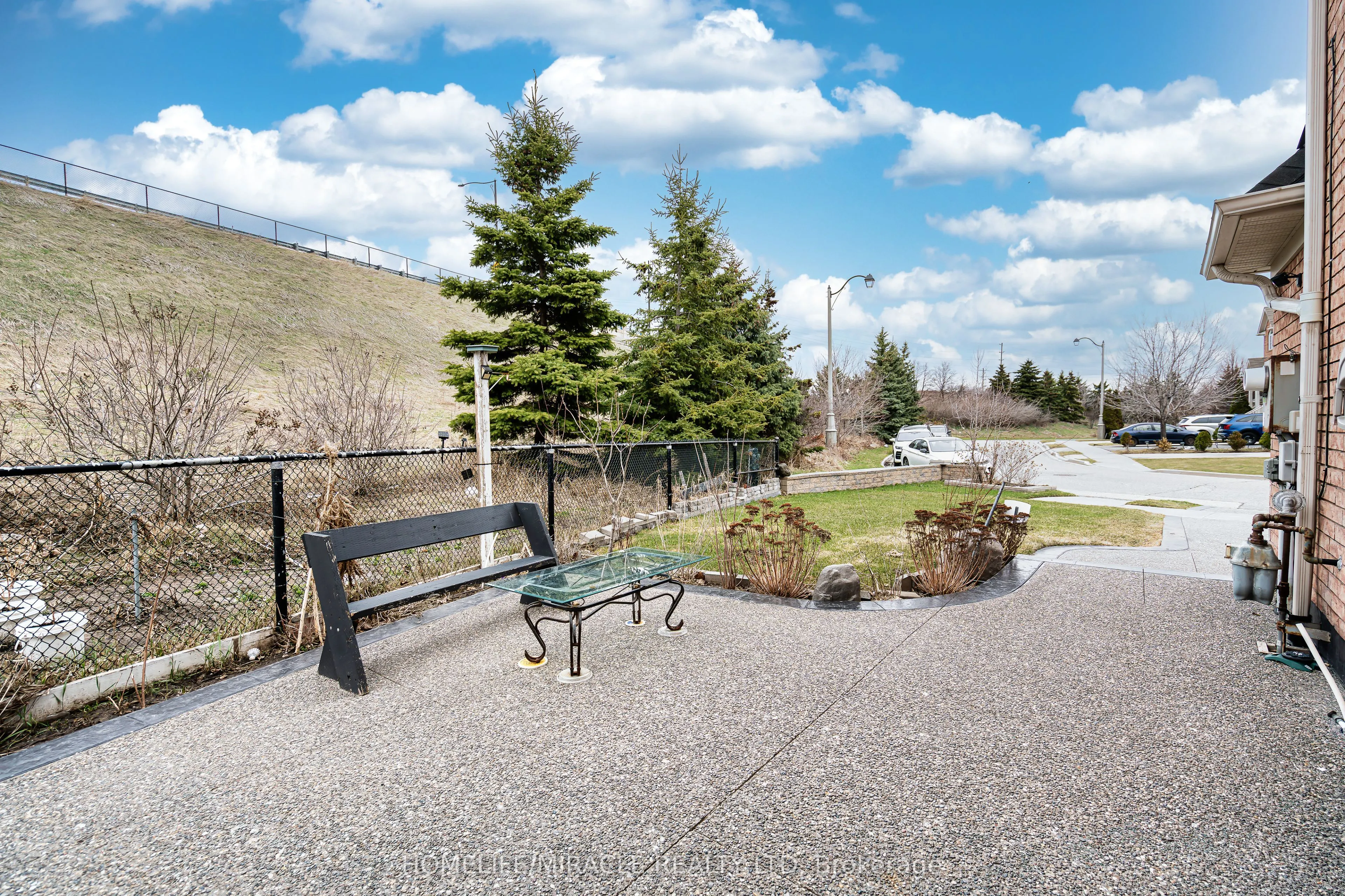 102 Decker Hollow Circle