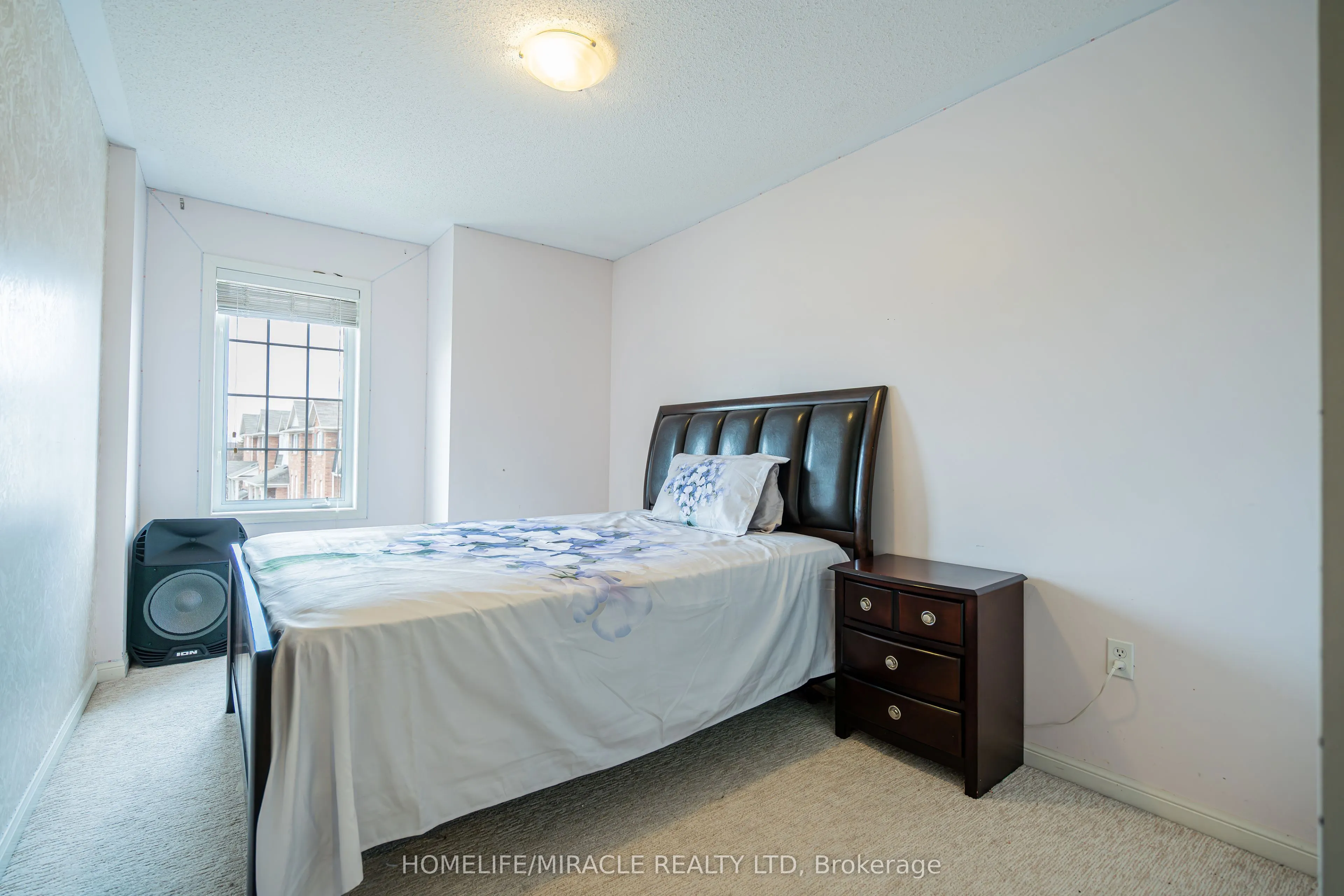 102 Decker Hollow Circle