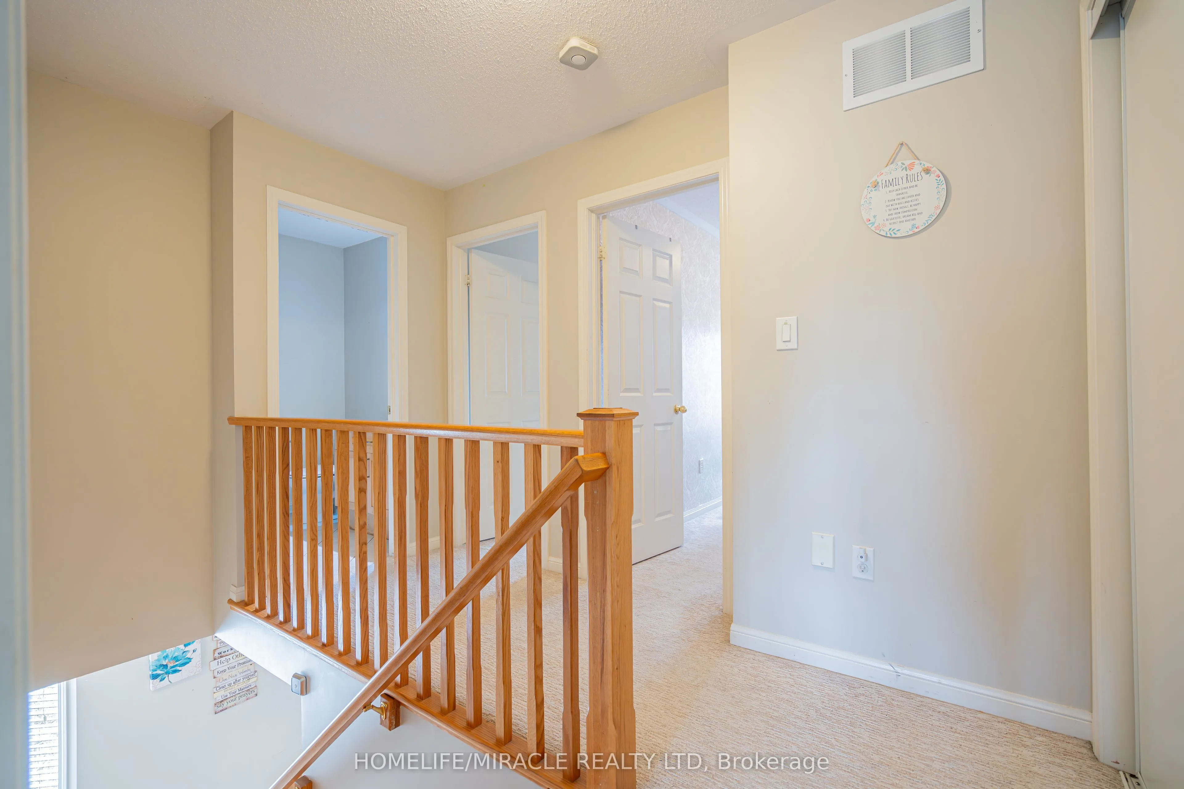 102 Decker Hollow Circle