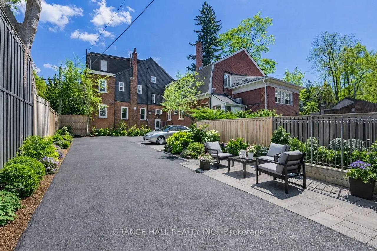 189 Parkside Drive