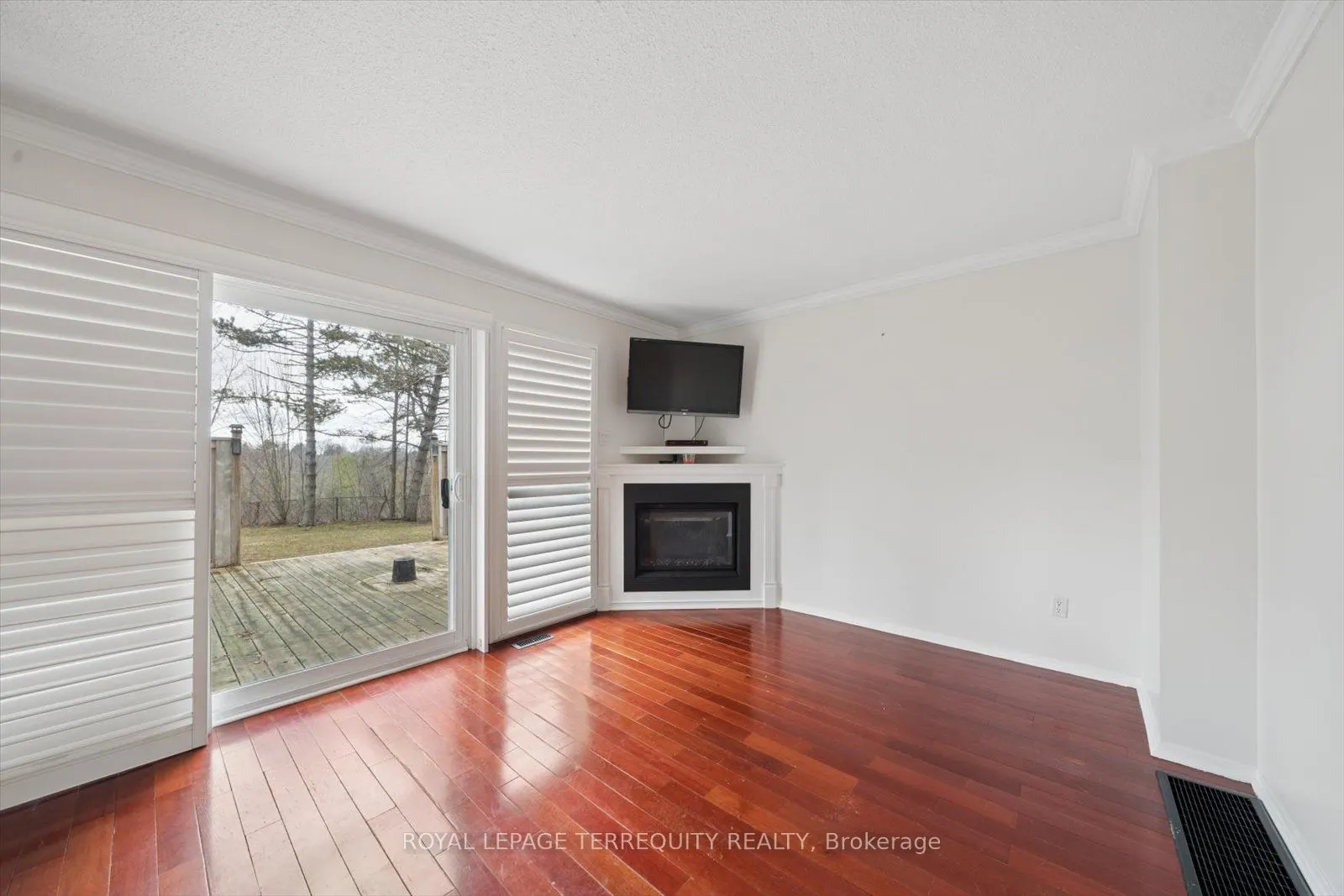 1825 Hyde Mill Crescent #26