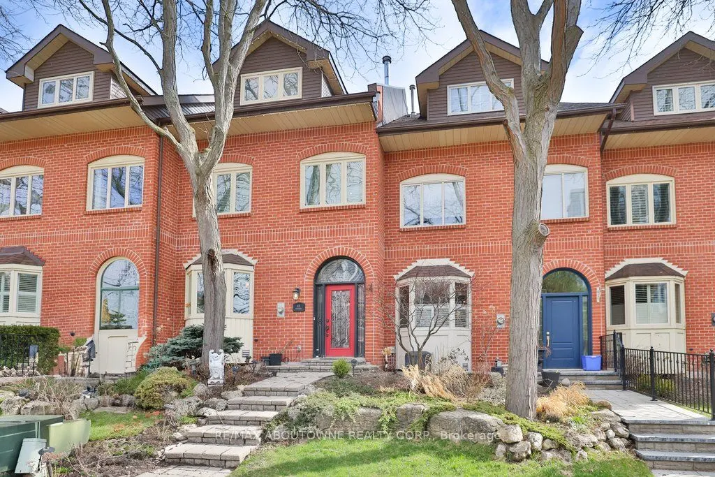 45 Tradewind Drive