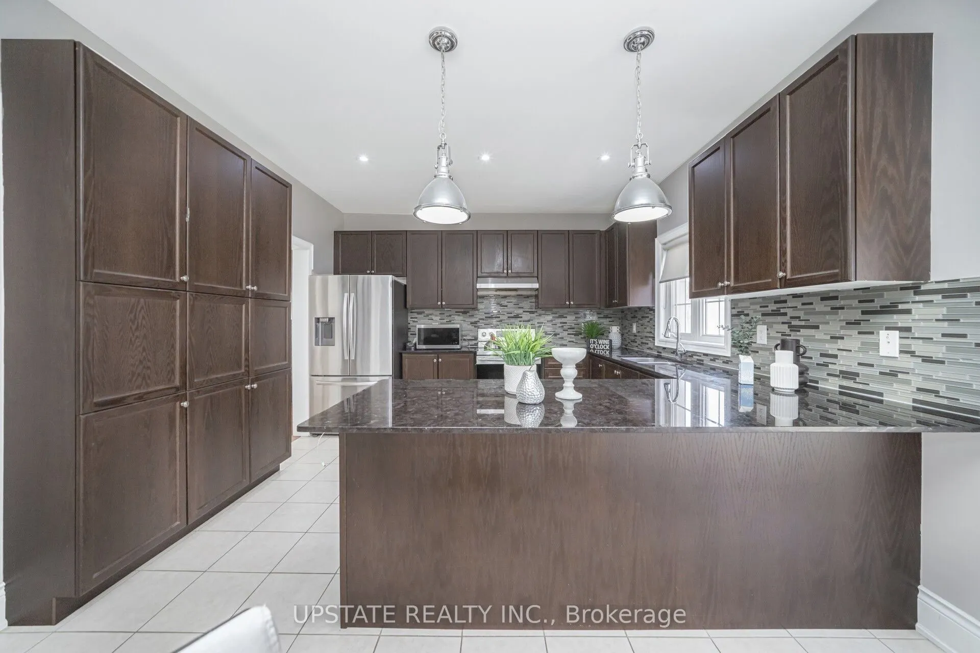 2 Beachville Circle