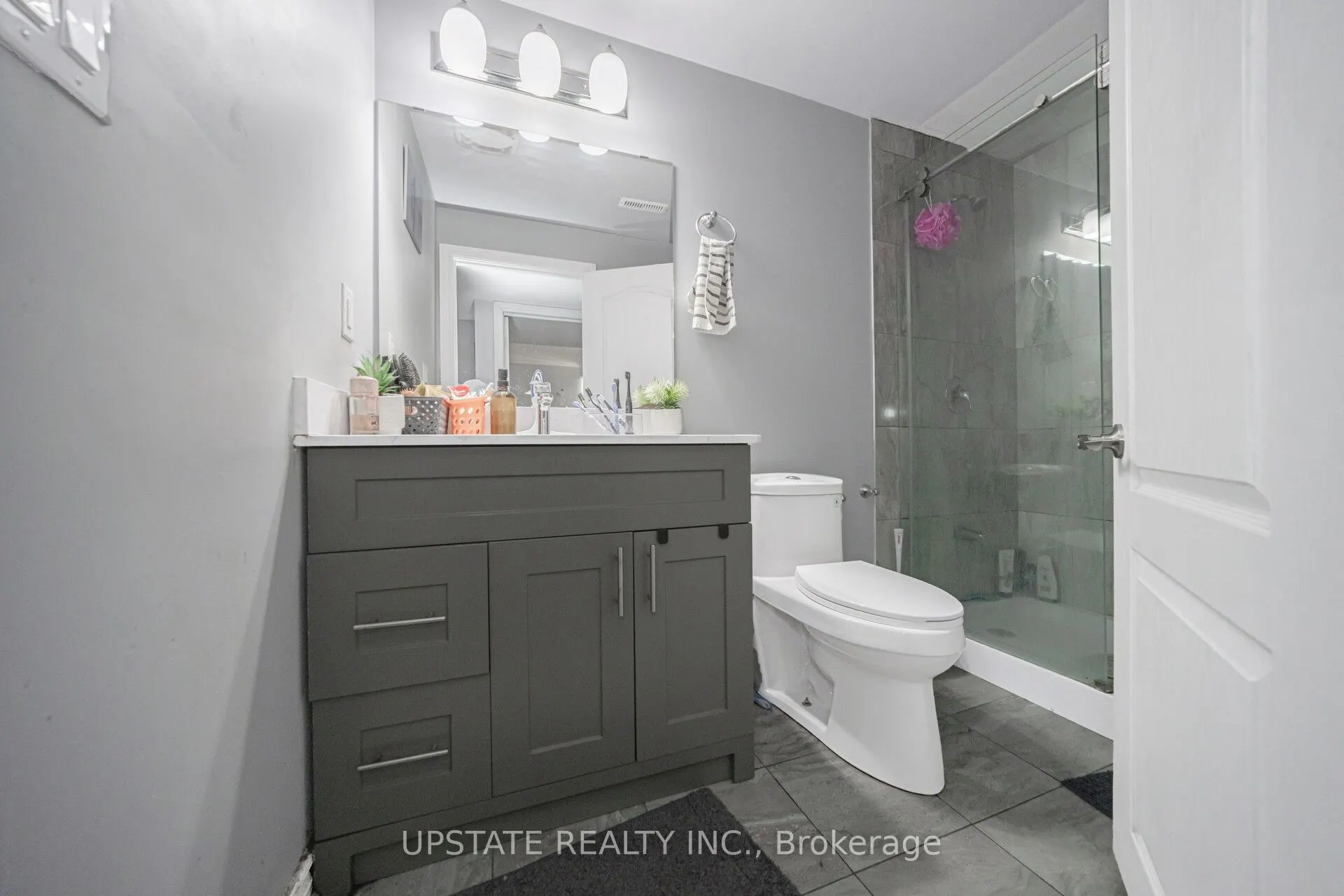2 Beachville Circle