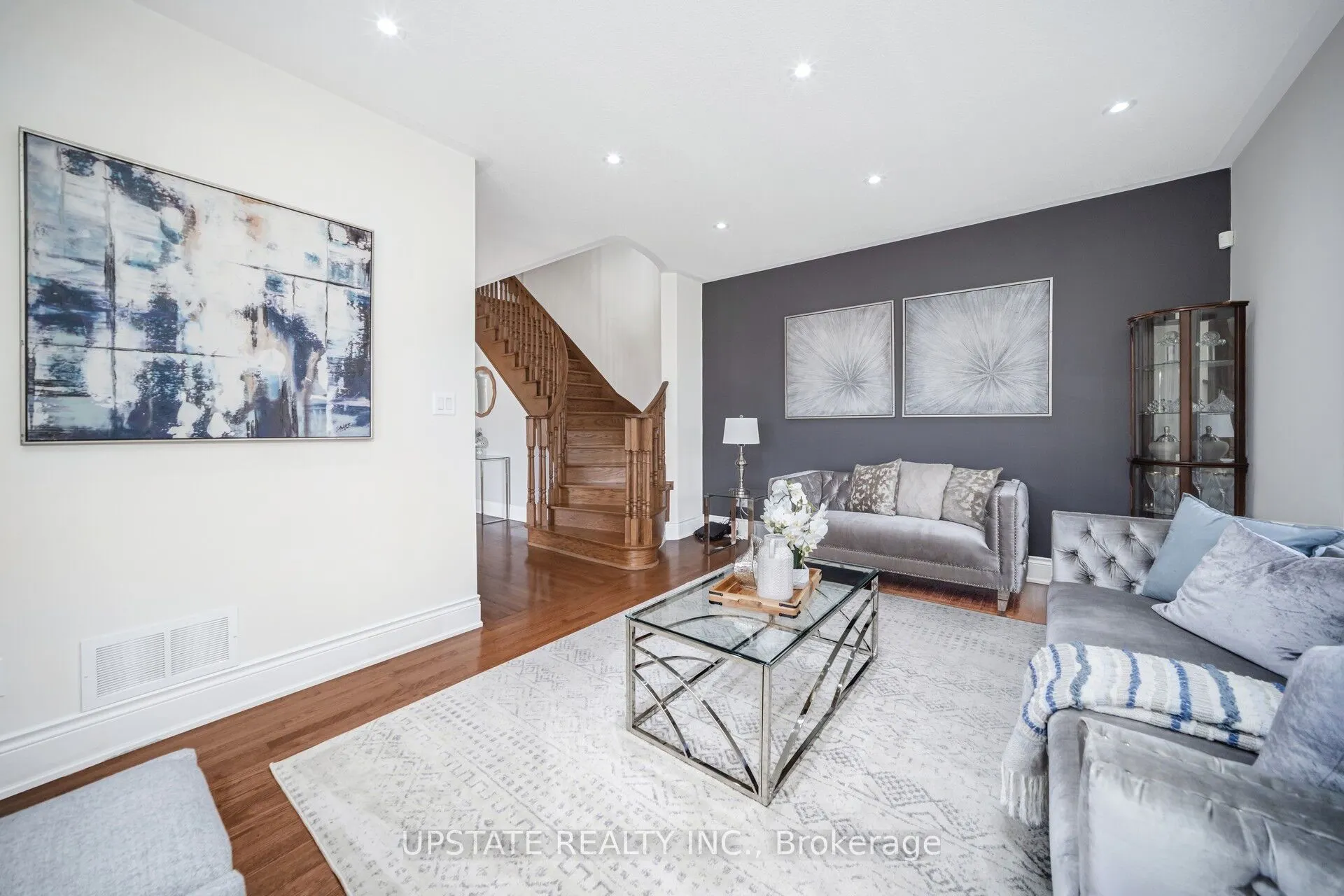 2 Beachville Circle